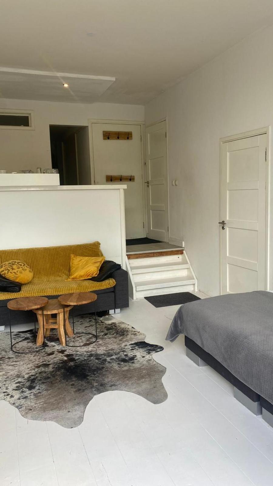 Canal Garden Apartment StayWell Amsterdam