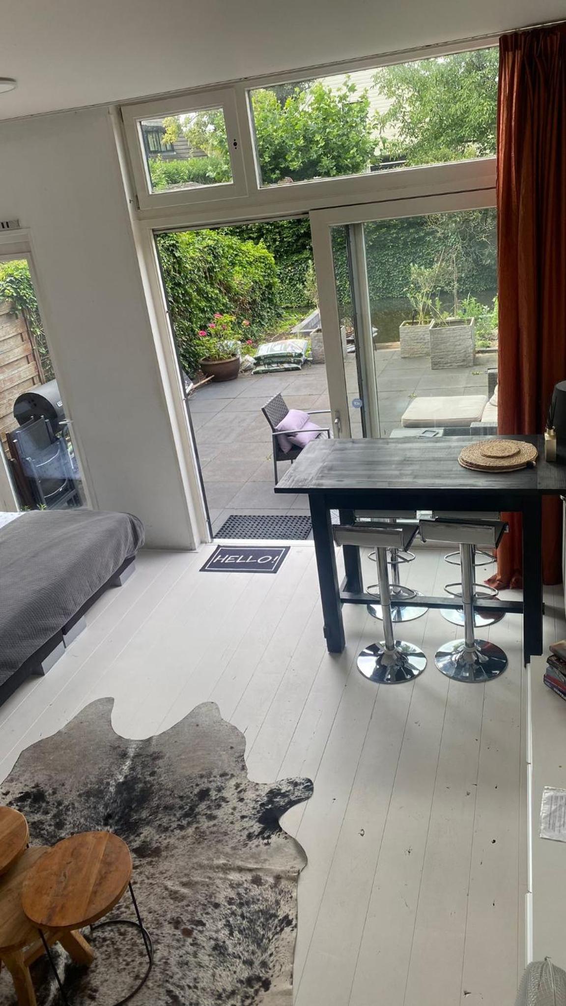 Canal Garden Apartment StayWell Amsterdam