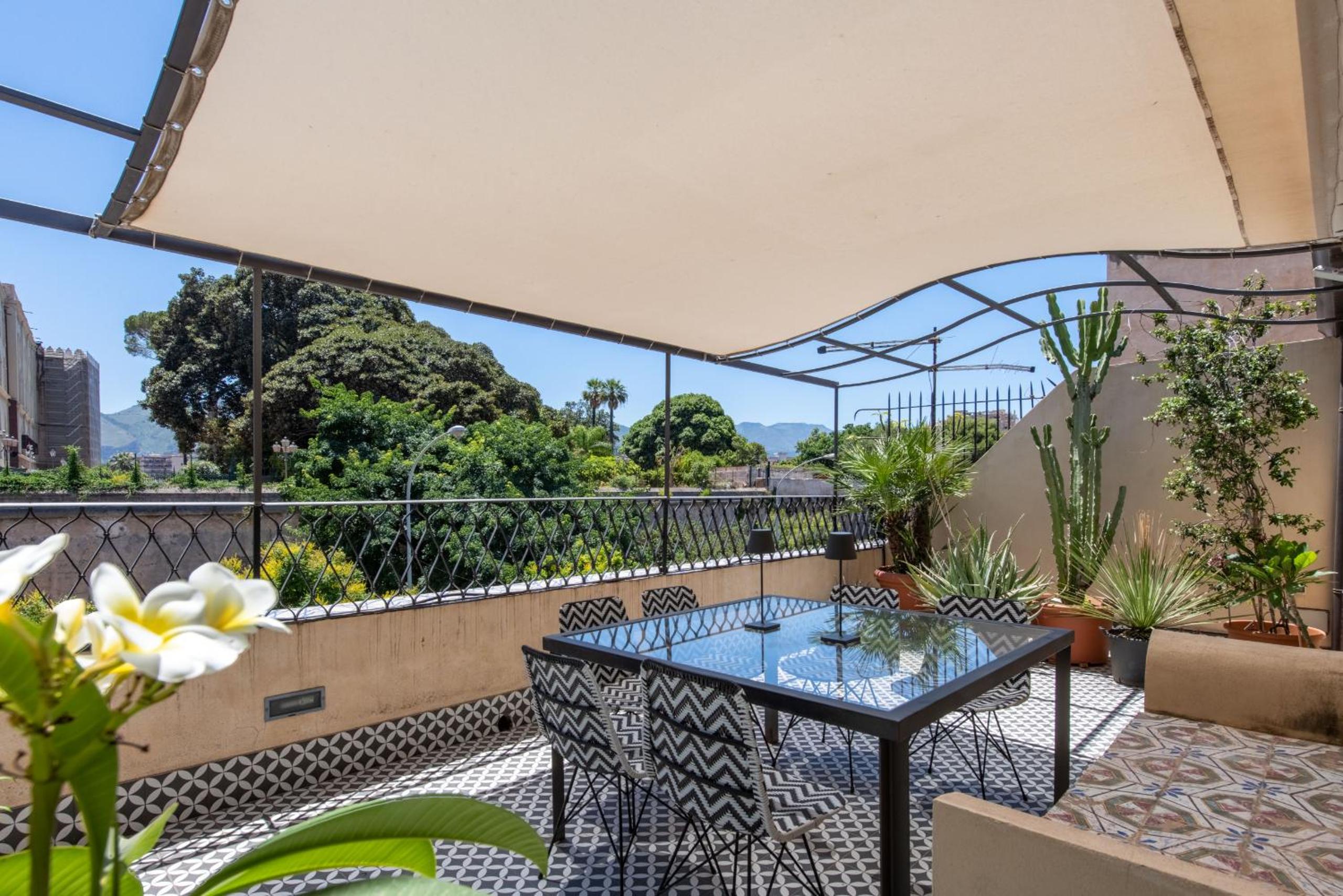 Normanni Apartment with Terrace by Wonderful Italy photo 3