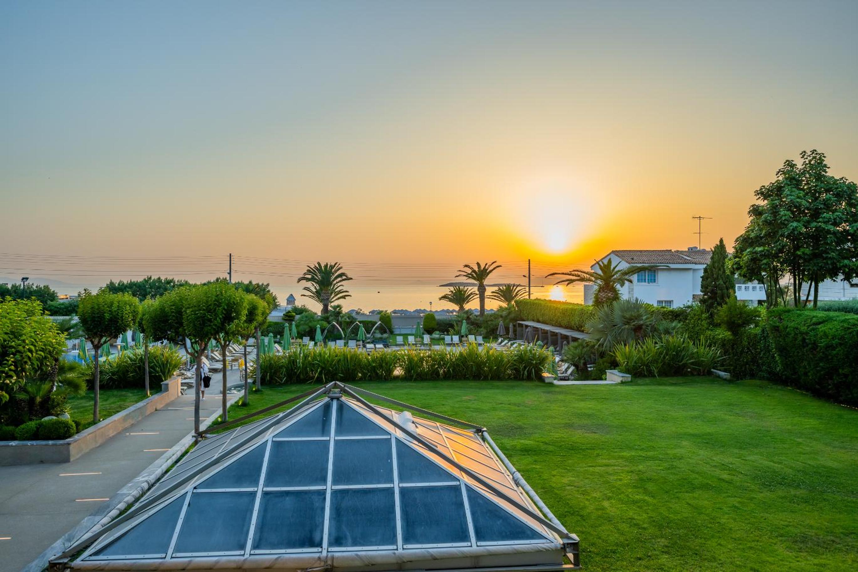 Divani Apollon Palace & Thalasso