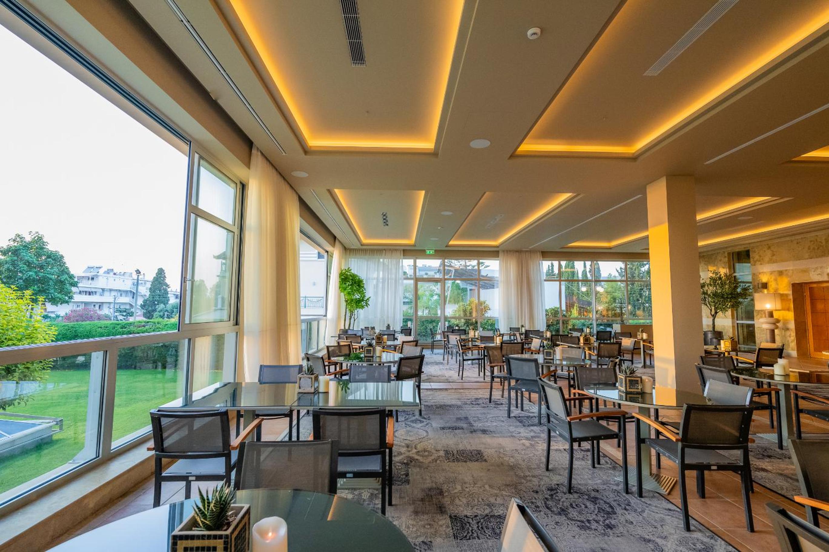 Divani Apollon Palace & Thalasso