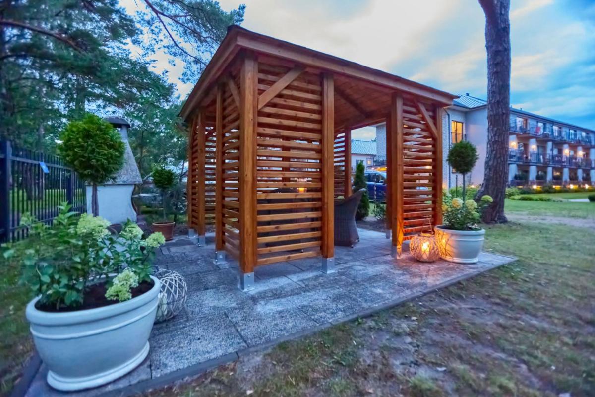 outdoor BBQ area