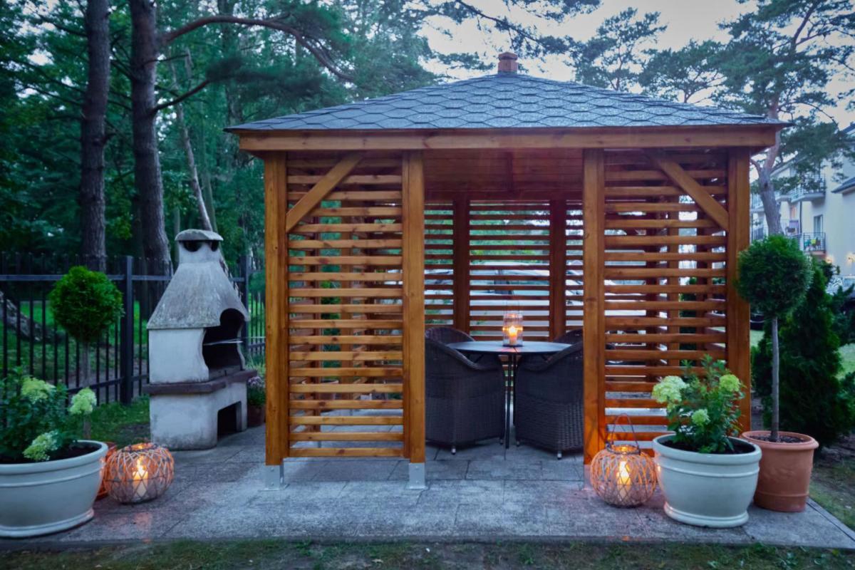 outdoor BBQ area