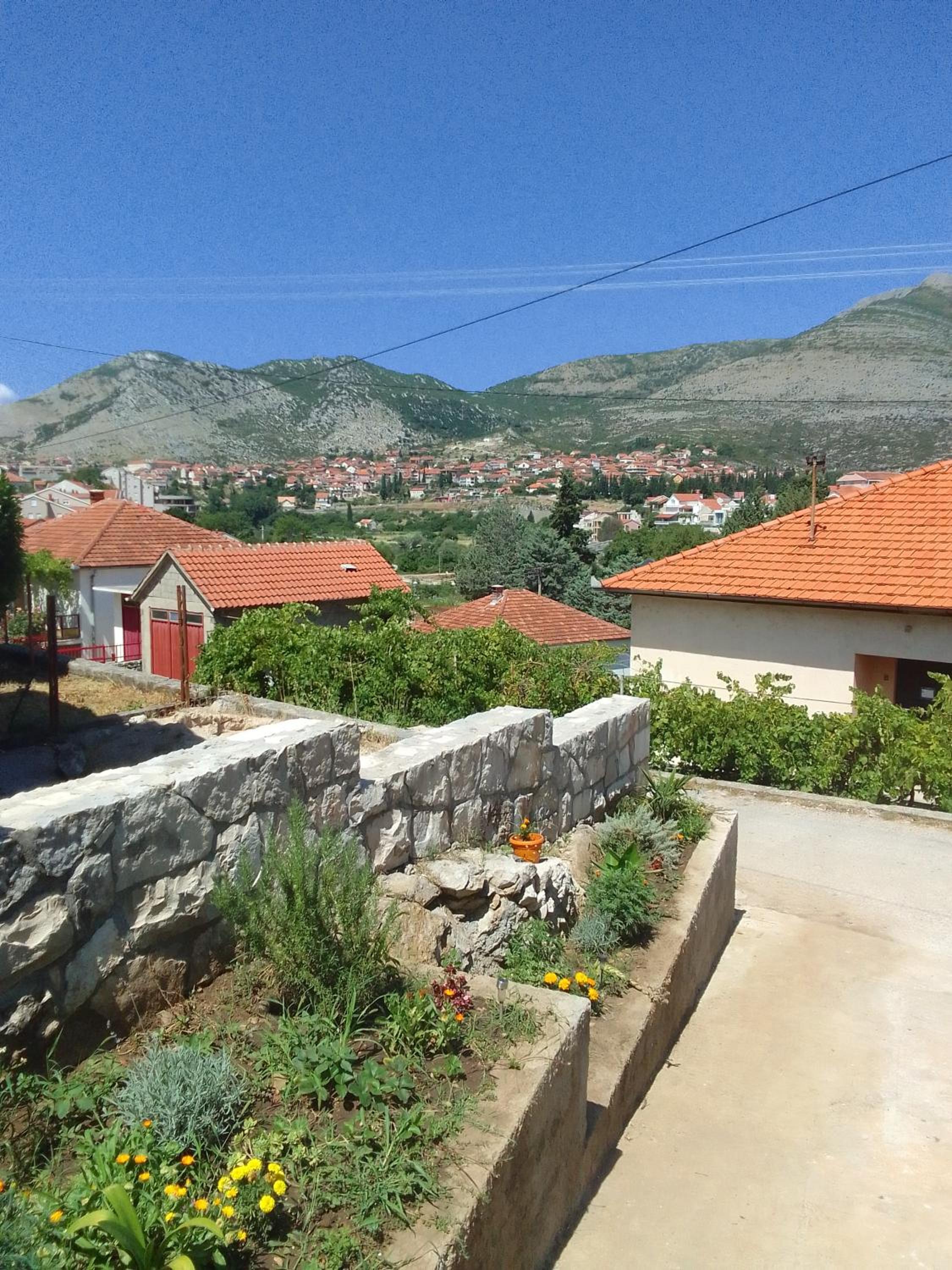 Jovanluka apartman studio nadomak Arslanaginića mosta