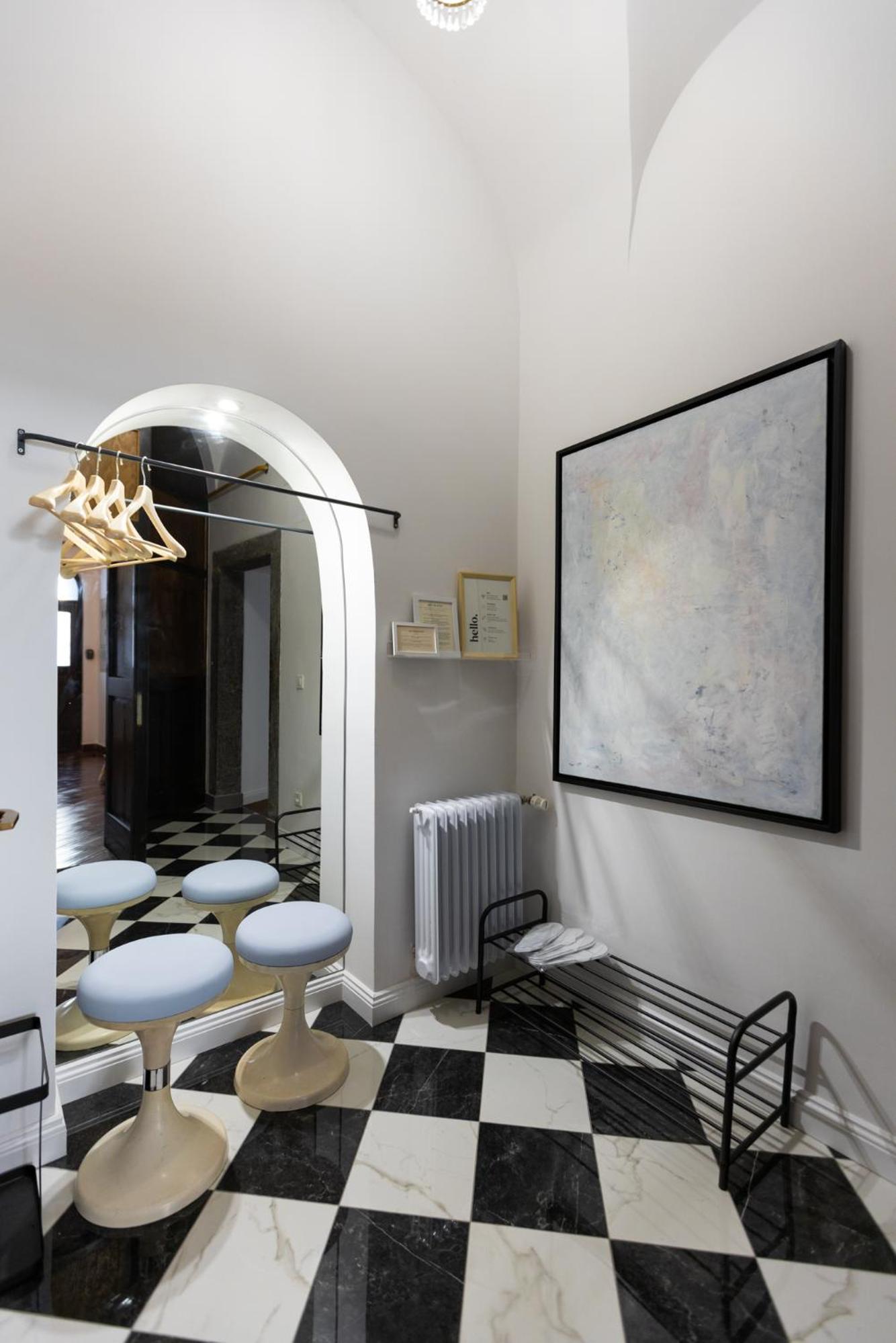 Swanky Residence, 4 stars, city centre view 4
