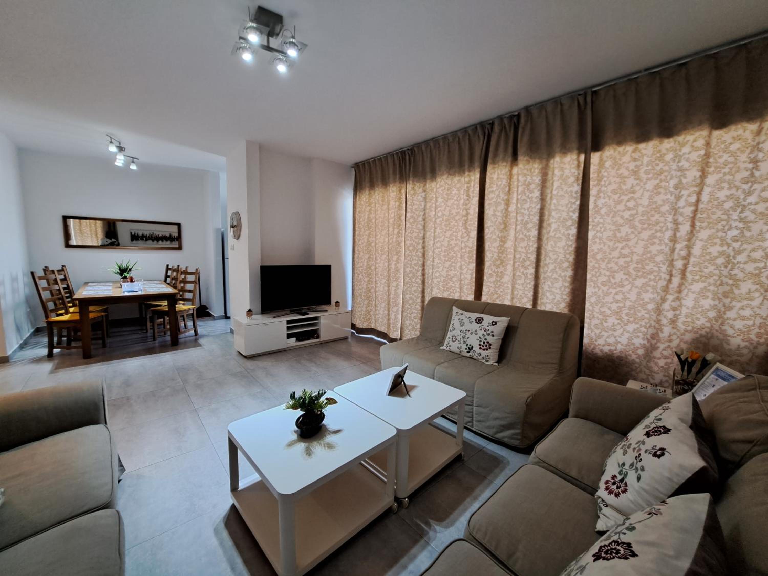Albert's apartment St Lazarus 402 B - First Floor