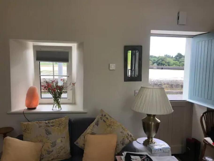 3 Quay Cottage Killala. Luxury Sea-Front Cottage view 4