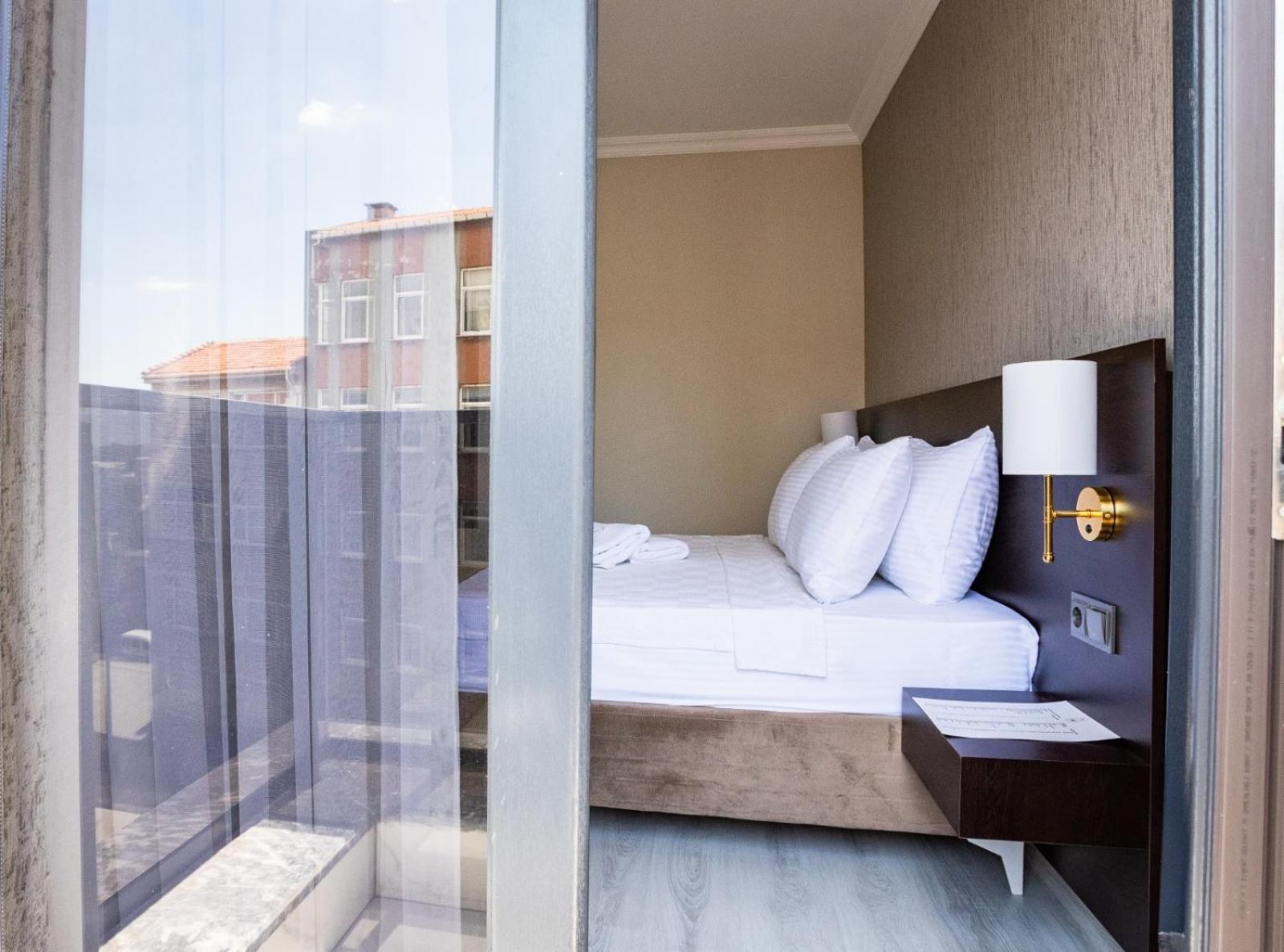 Mays Royal Otel - Image 10