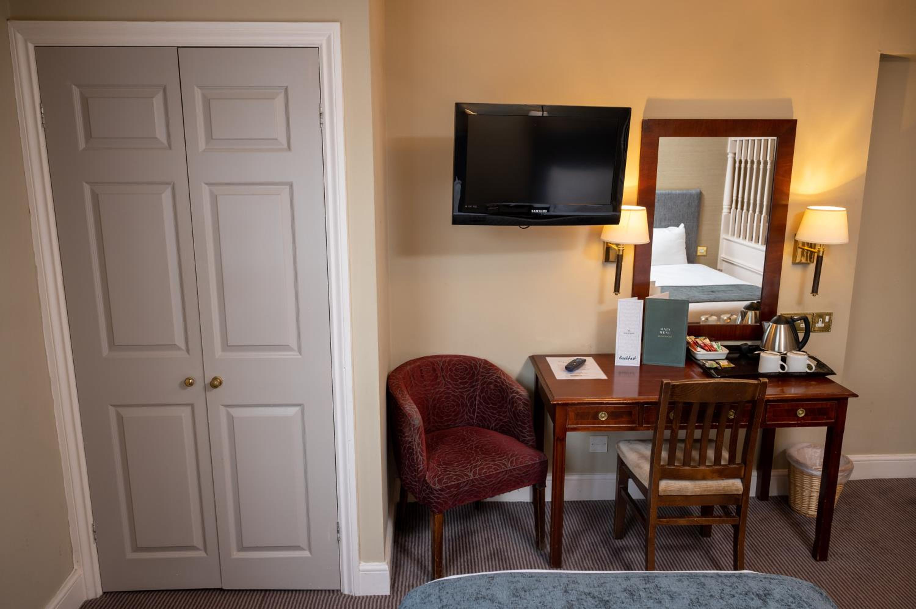 Marlborough Vacations - Castle and Ball by Greene King Inns - Property Image 27