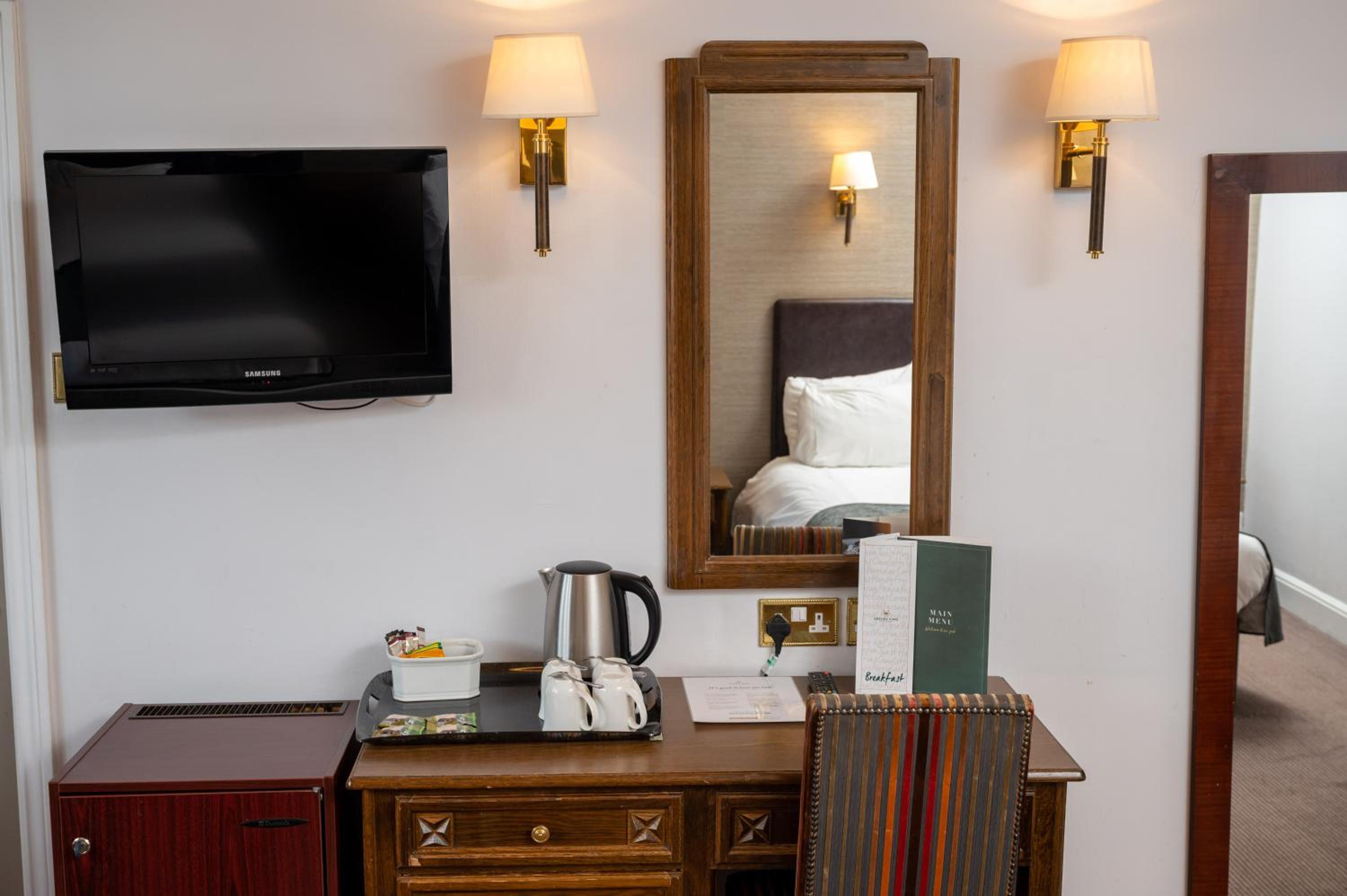 Marlborough Vacations - Castle and Ball by Greene King Inns - Property Image 8