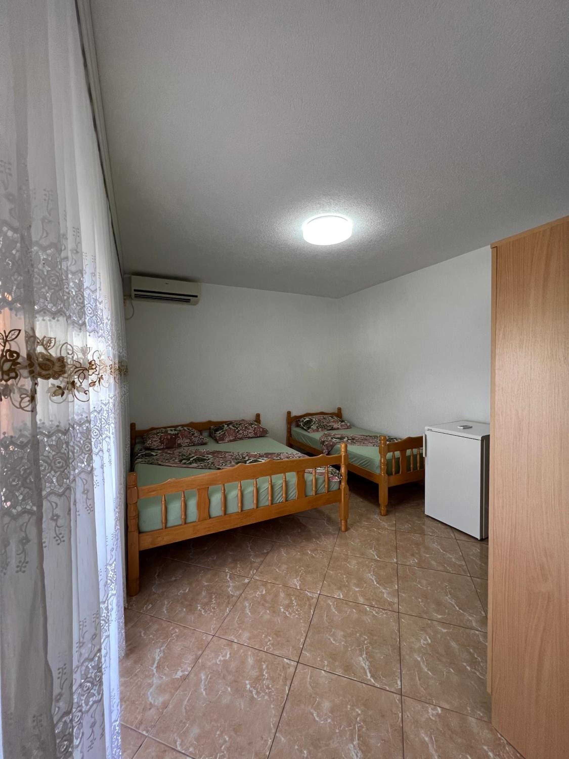 Apartments Zalli