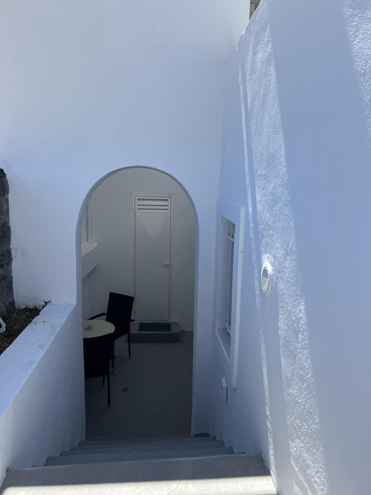 Santorini Villatzio Suites