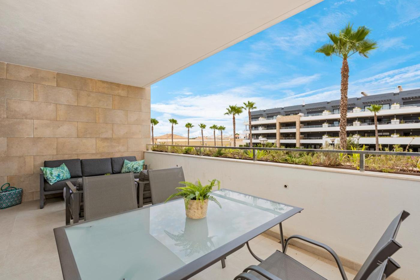 Flamenca Village Apartment & Spa