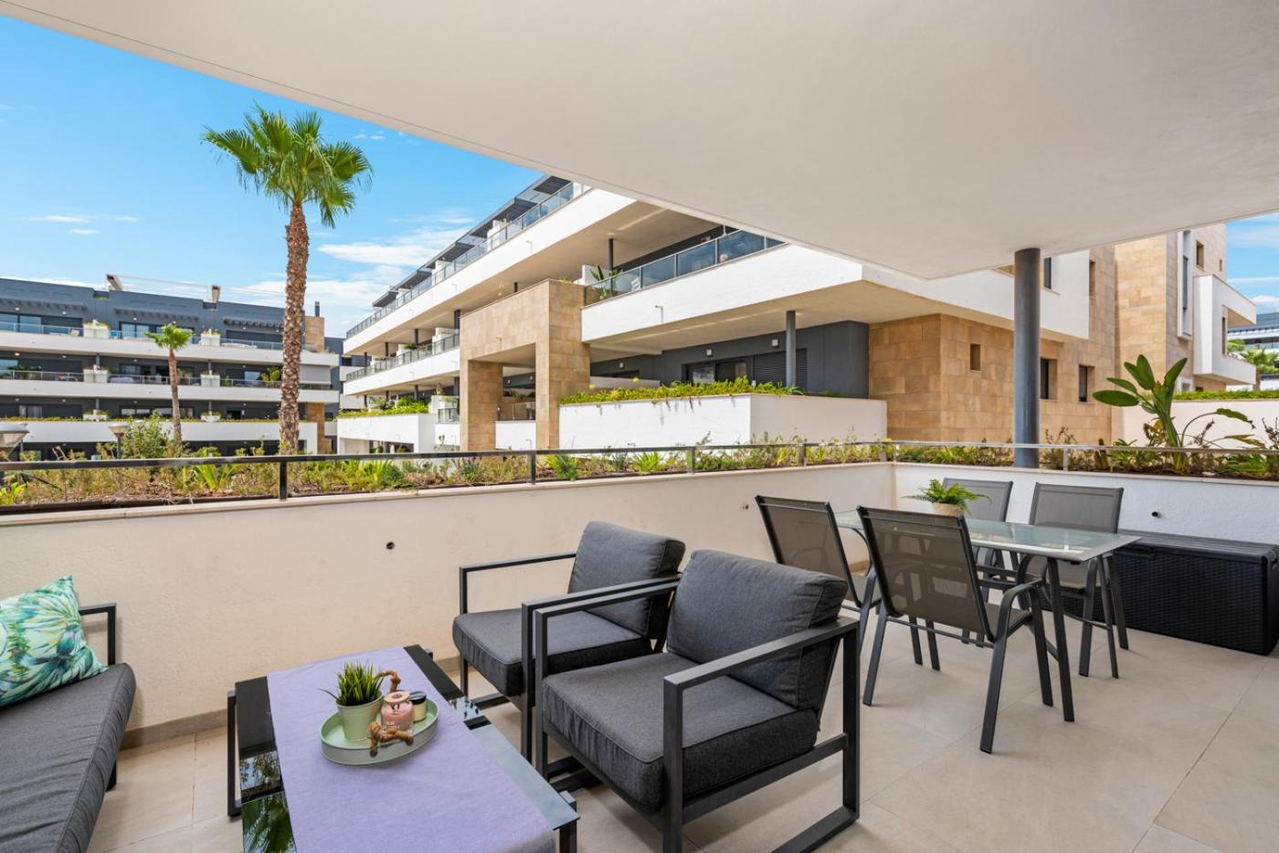 Flamenca Village Apartment & Spa
