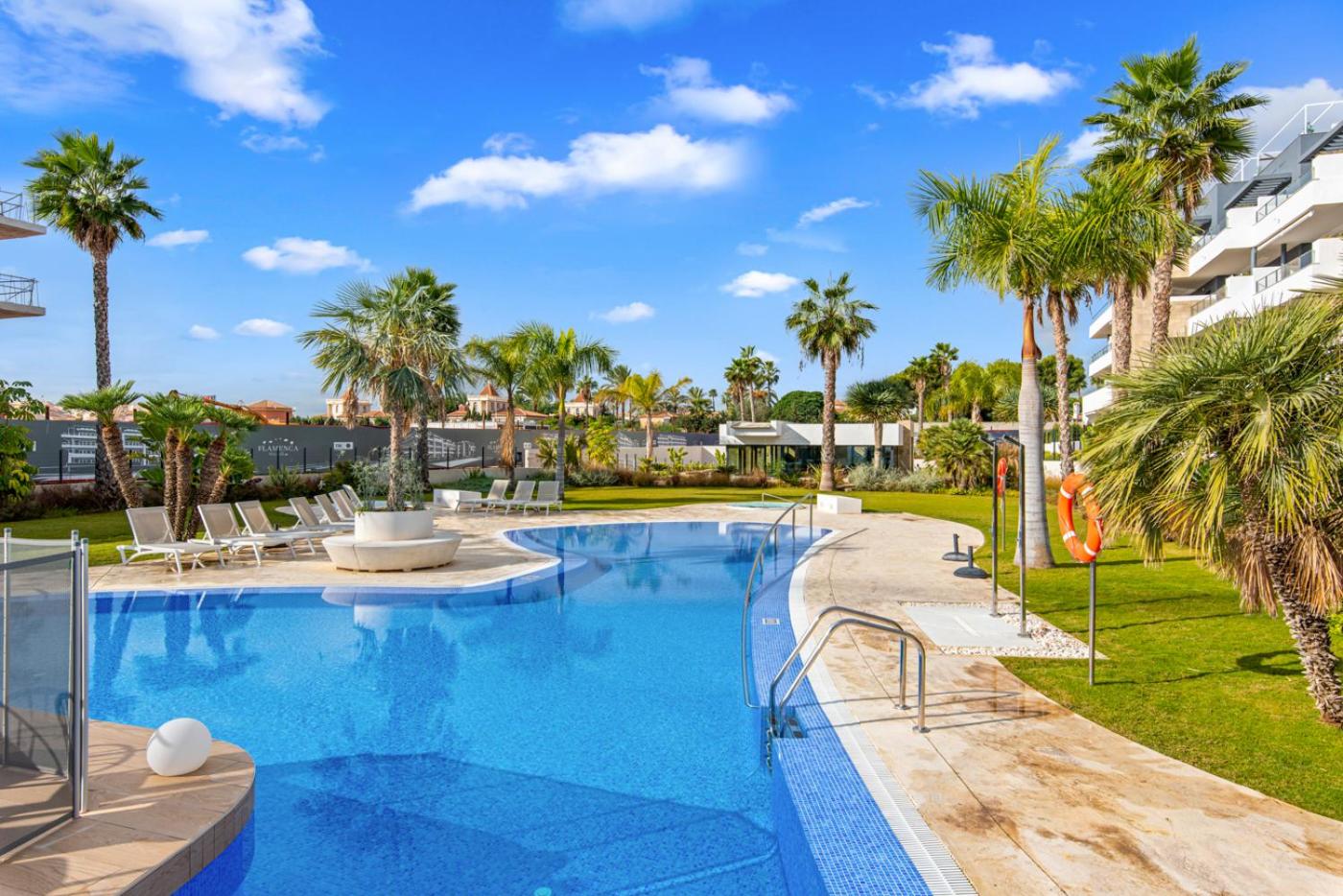 Flamenca Village Apartment & Spa