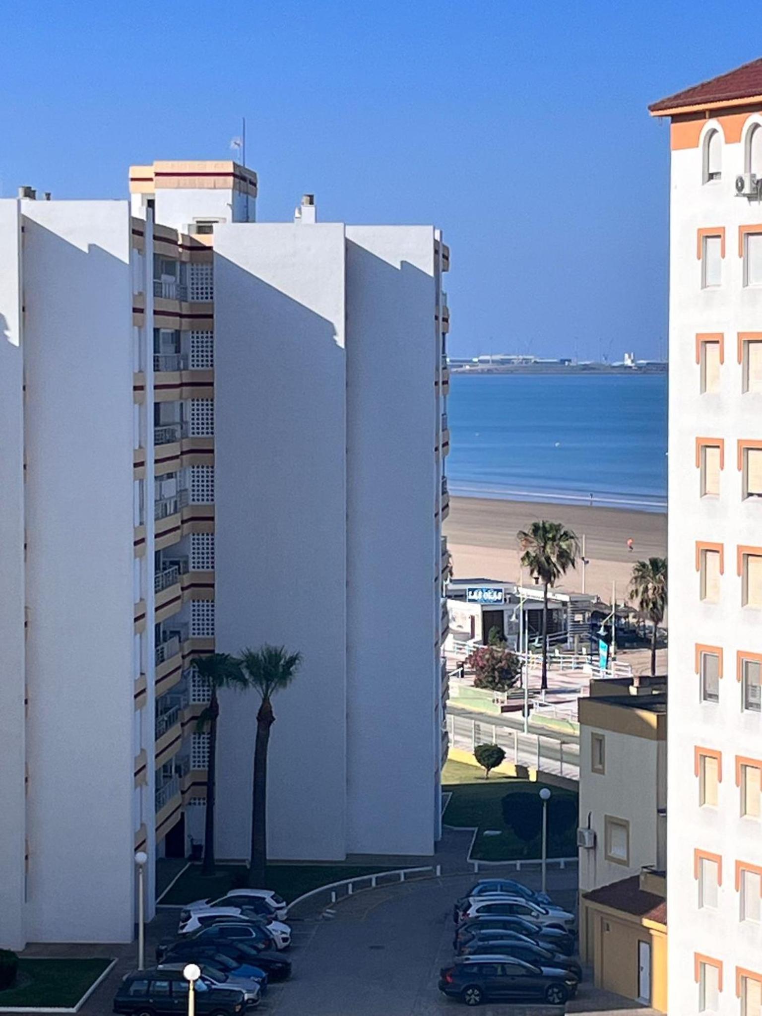 Apartamento en primera línea de playa Valdemar 1 view 3