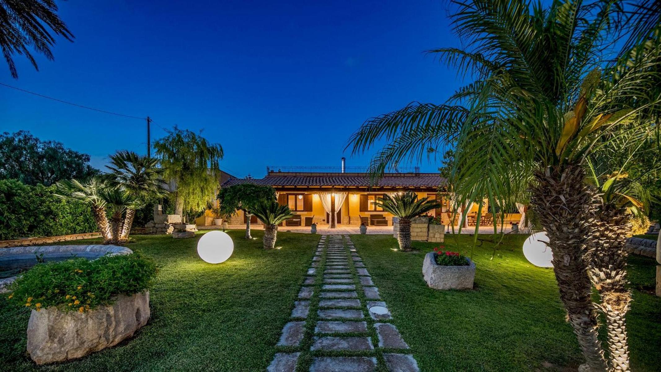 VILLA CUTRERA 8, Emma Villas