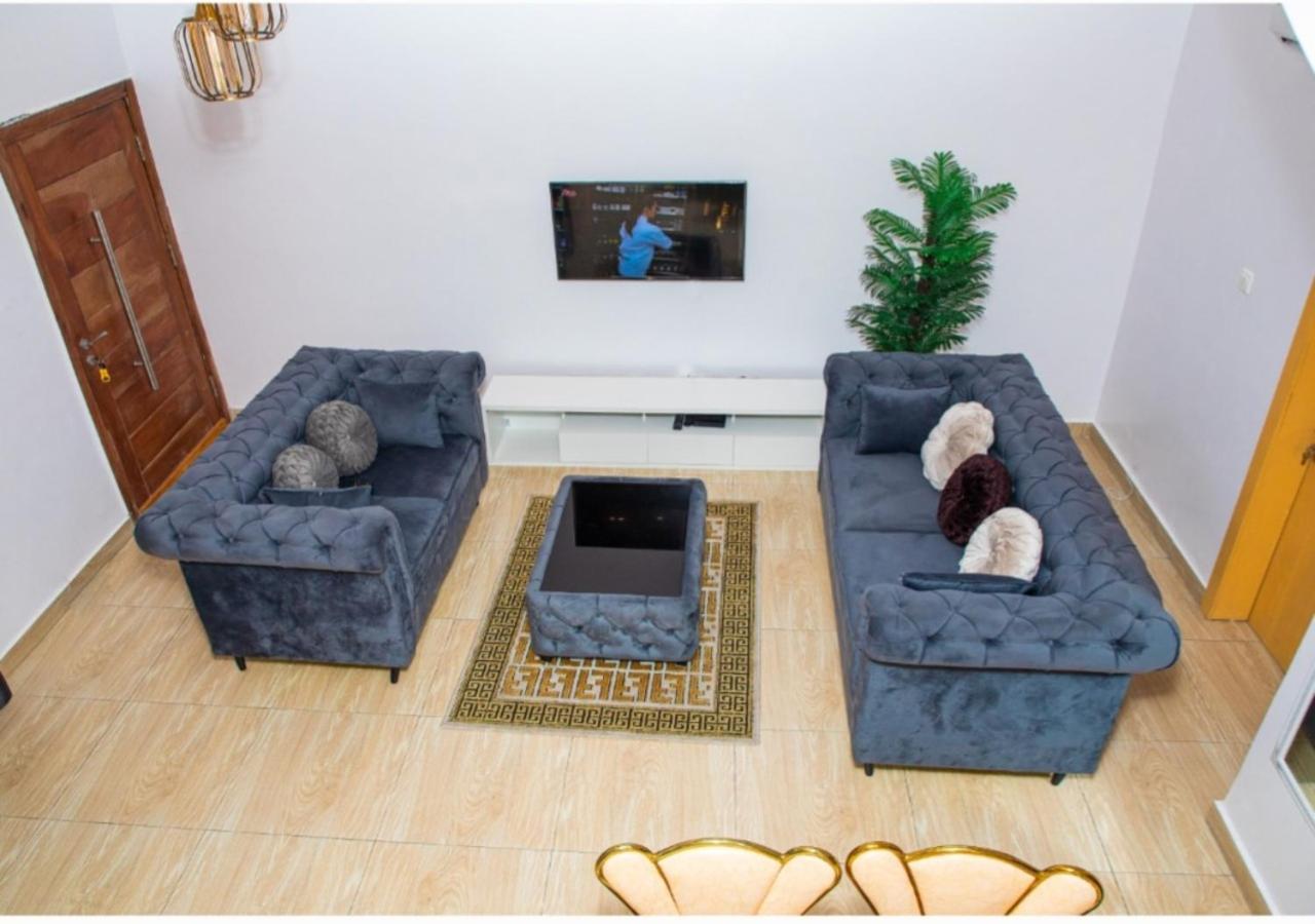 Elegant Home view 2