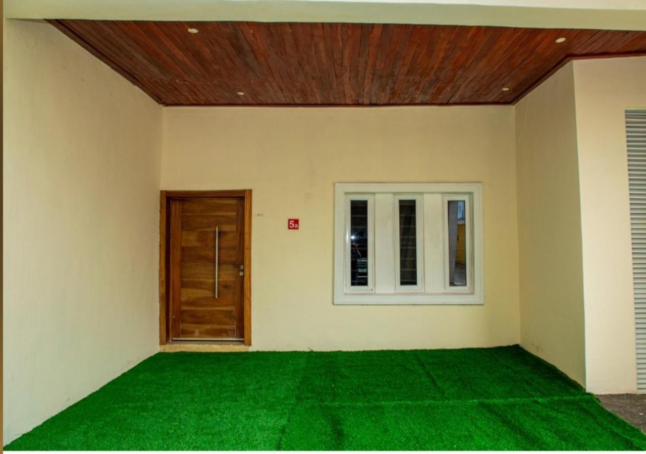 Elegant Home view 5