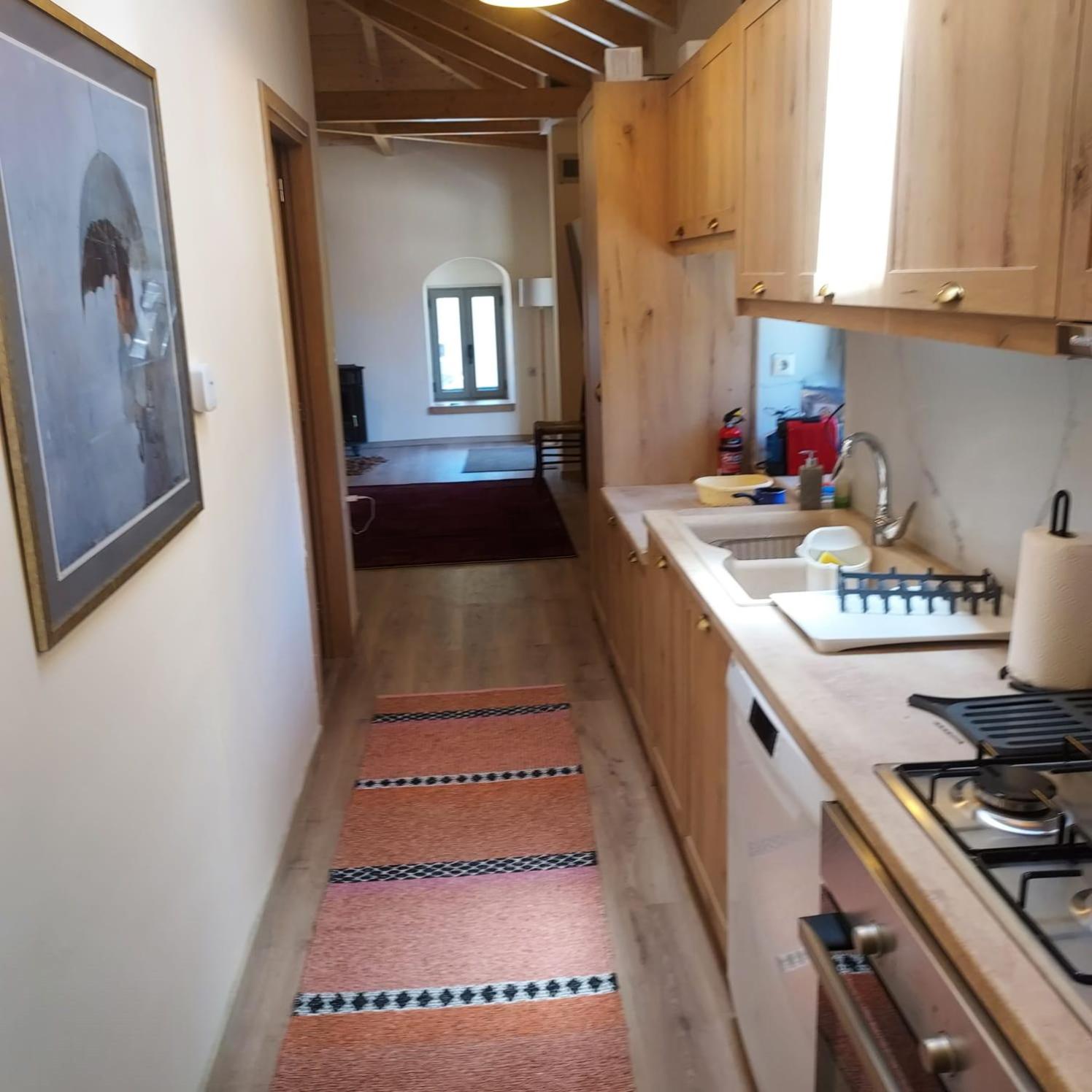 AROANIA suites