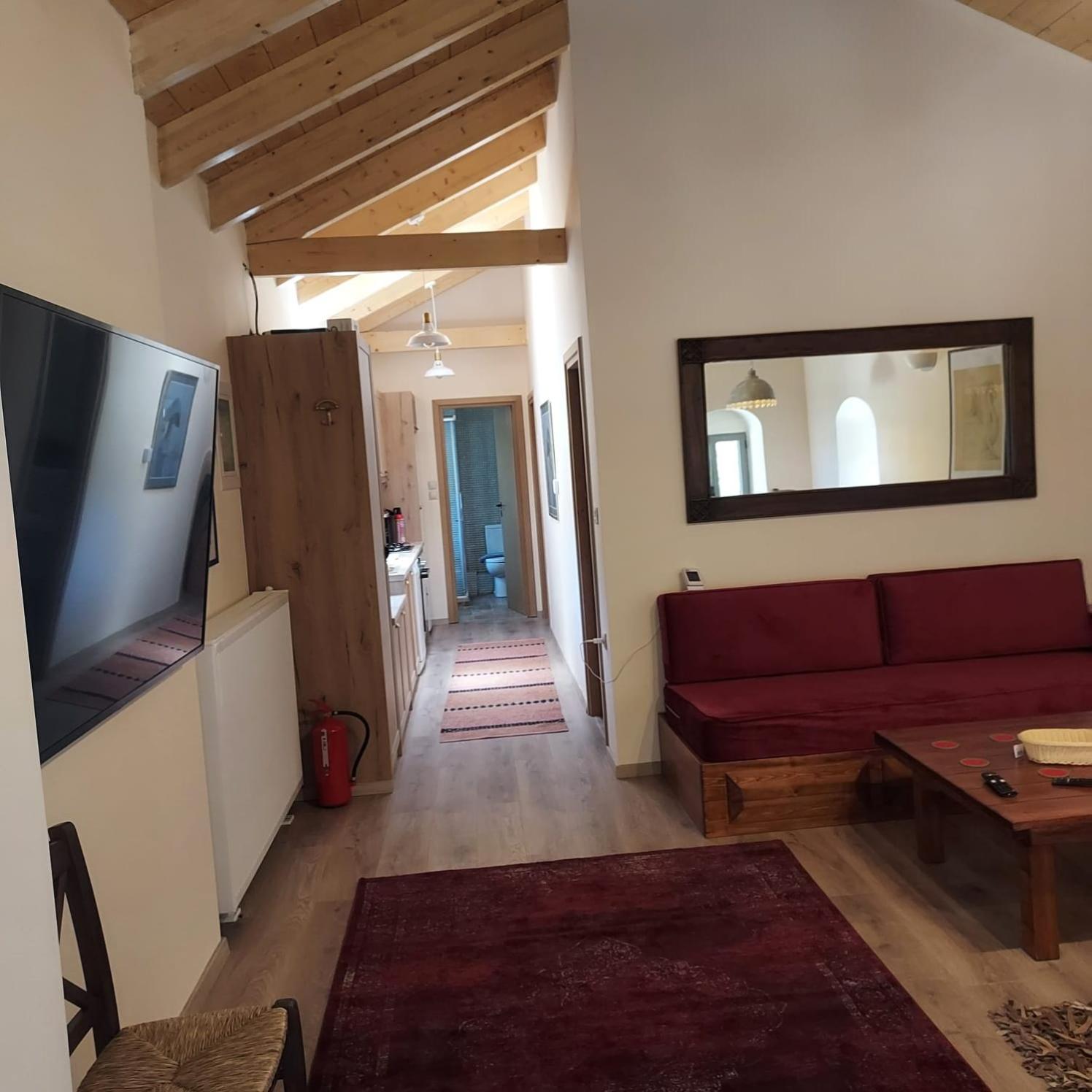 AROANIA suites