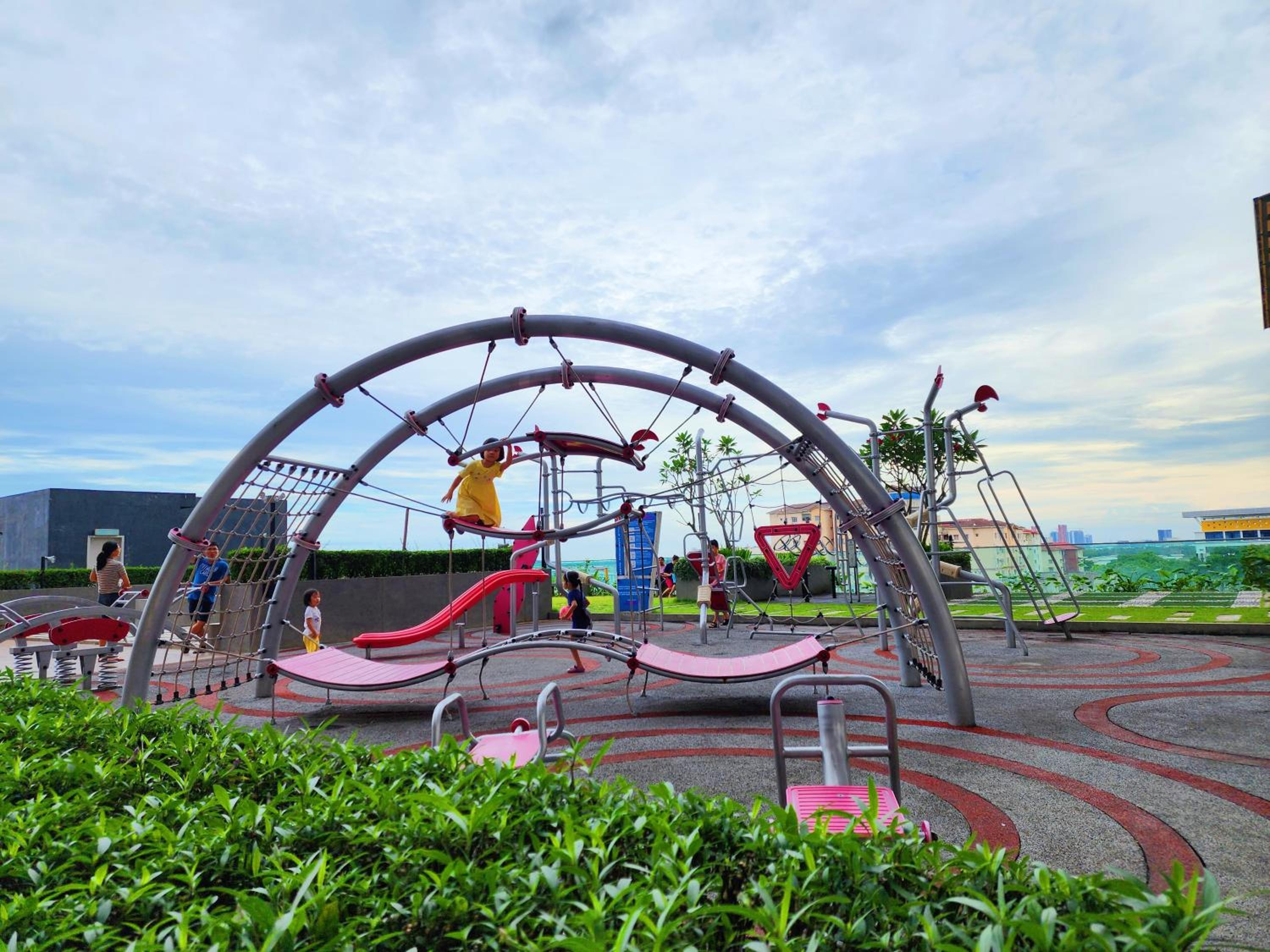 Puchong HELLO KITTY Fully Air-Con Suite
