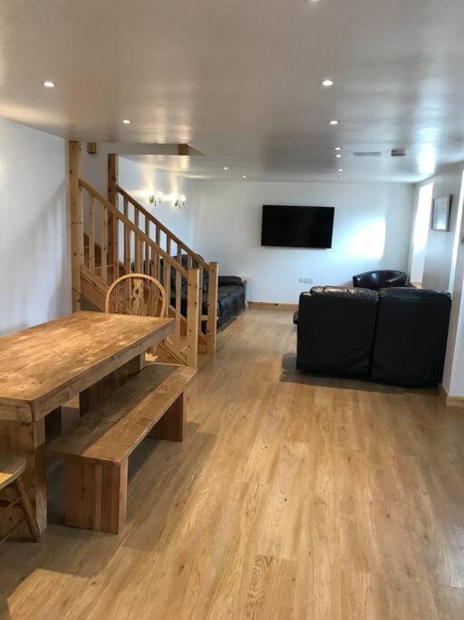 Hendra Retreat Piglets Cottage North Cornwall view 5