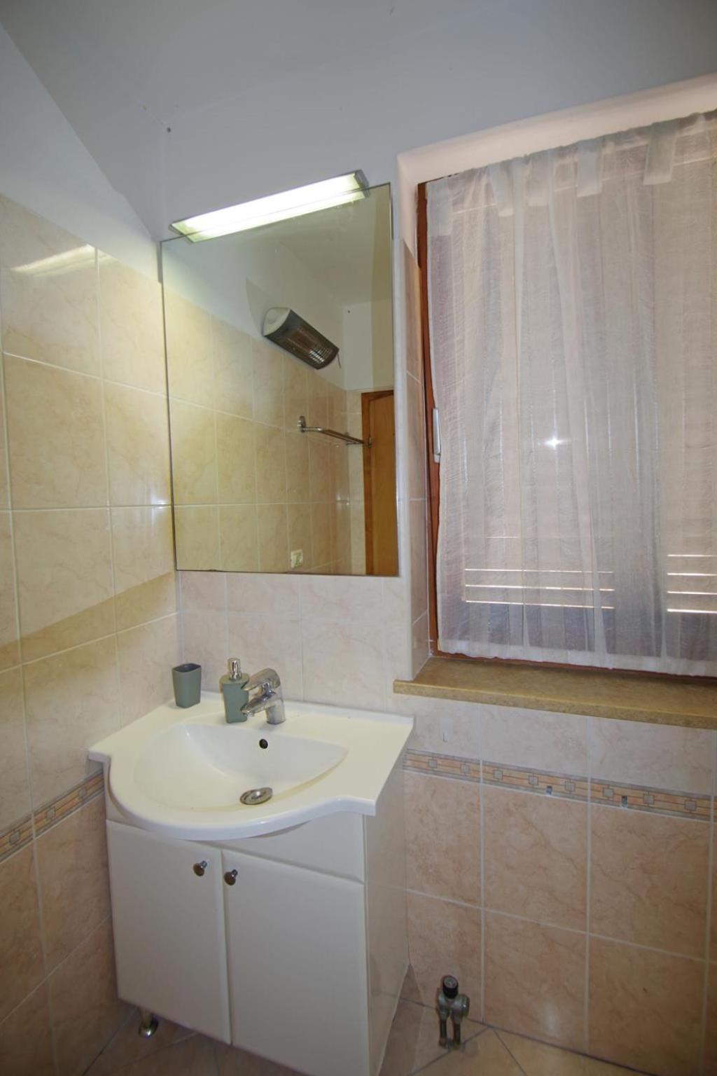 Apartment Leona