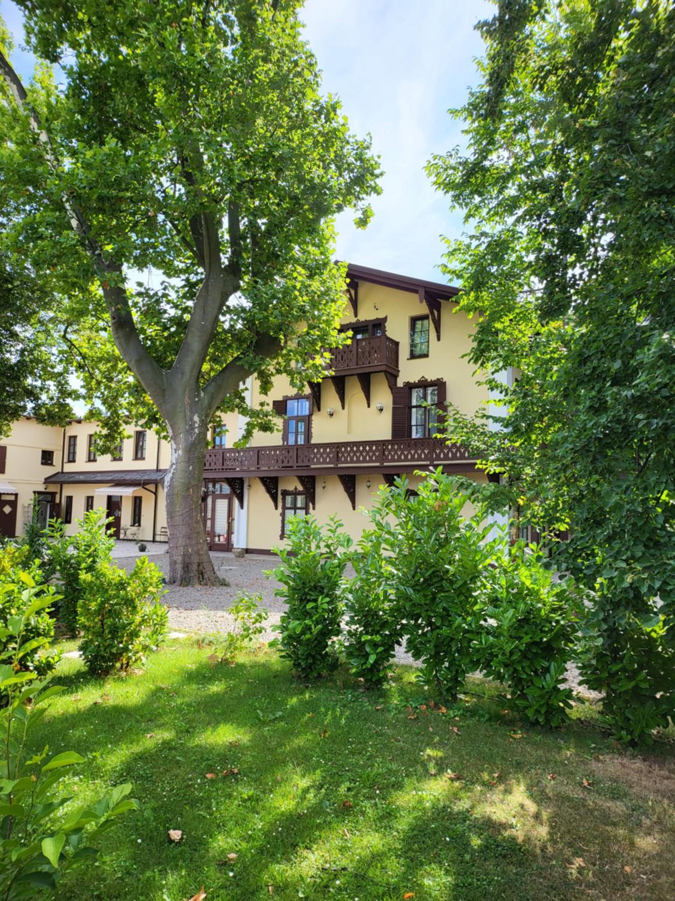Villa Musik - apartments in historical Villa , Baden