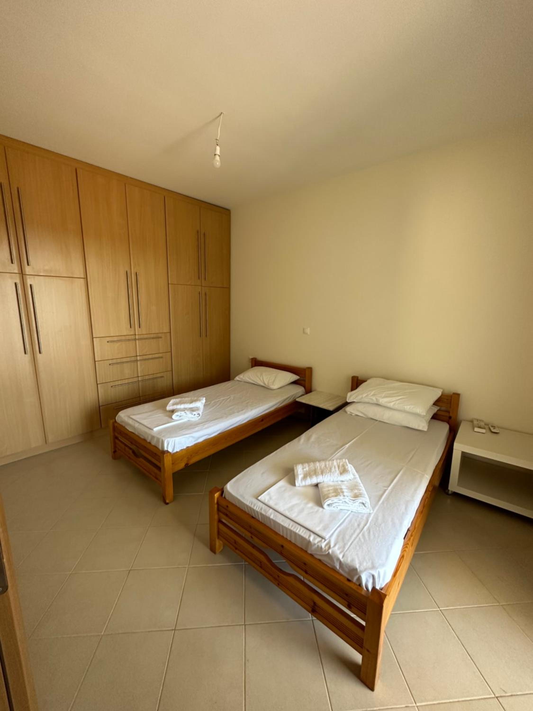 Deer Bay Vila