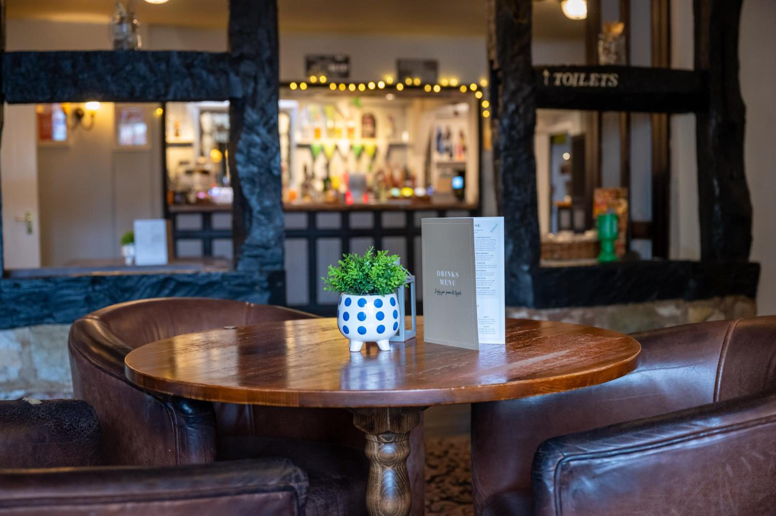 Tewkesbury Vacations - Bell Hotel by Greene King Inns - Property Image 5