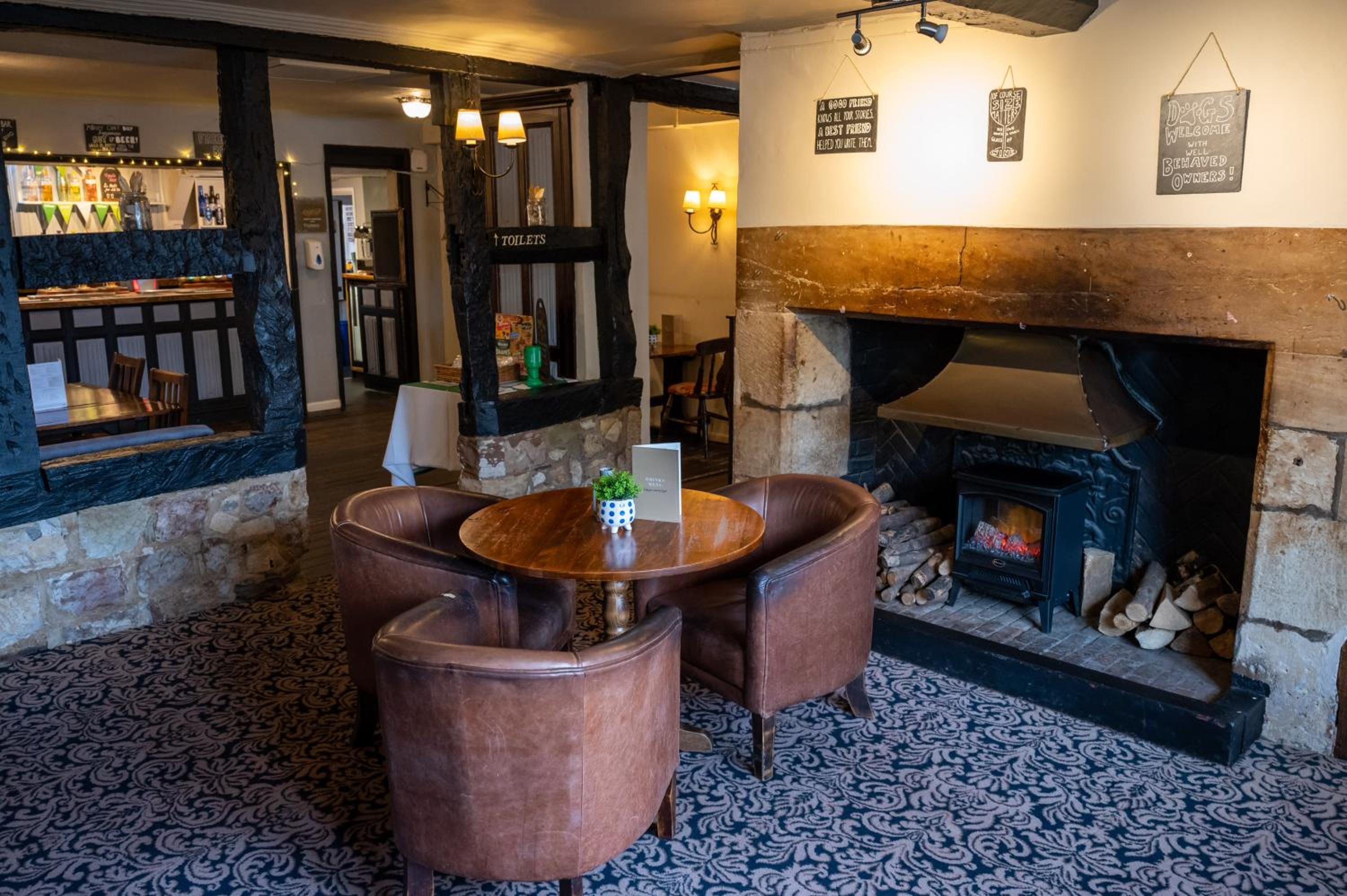 Tewkesbury Vacations - Bell Hotel by Greene King Inns - Property Image 6