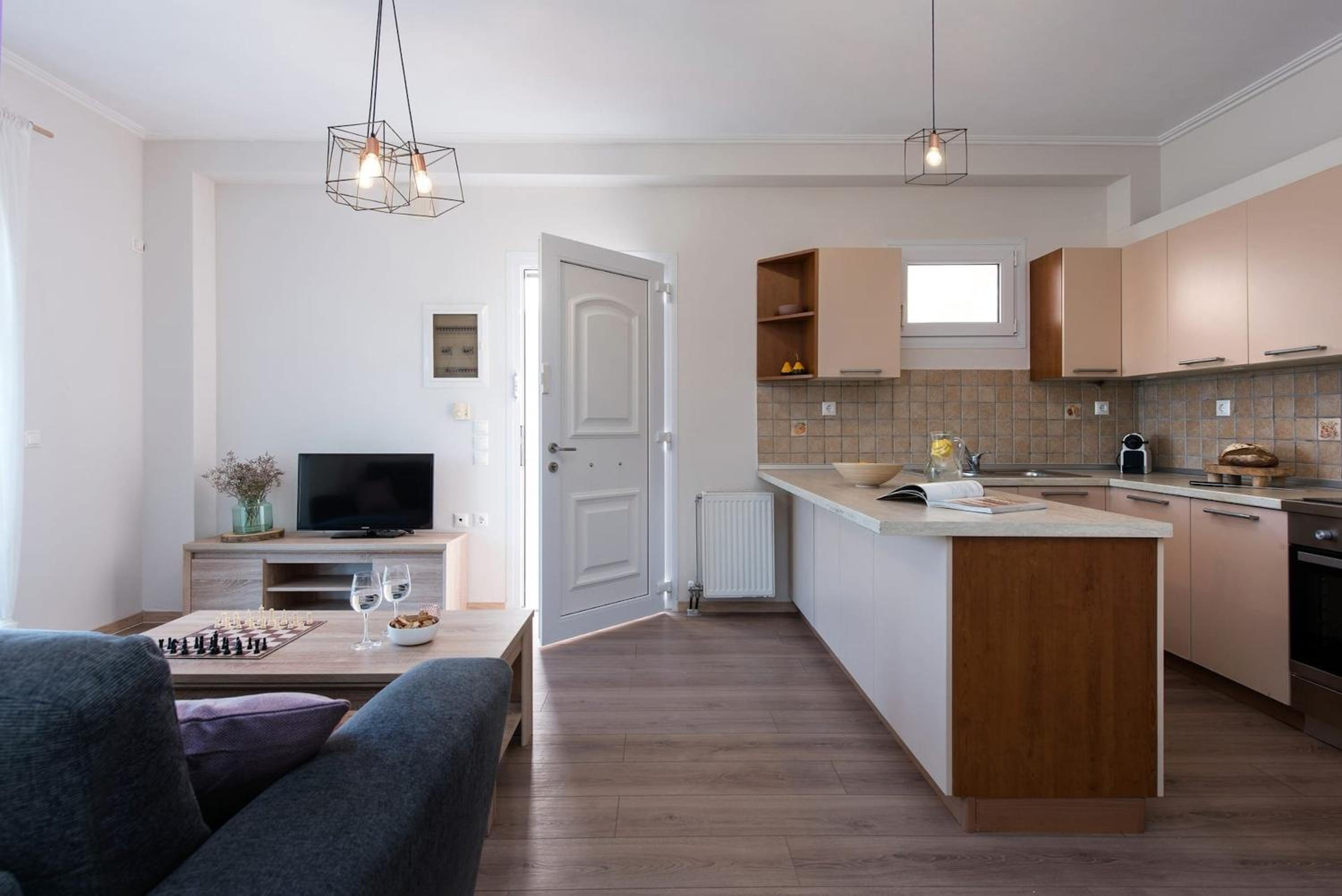 Beautiful Corfu Villa Kaylee Apartment 1 Bedroom Contemporary Interior and Close to Serene Location Kanoni view 3