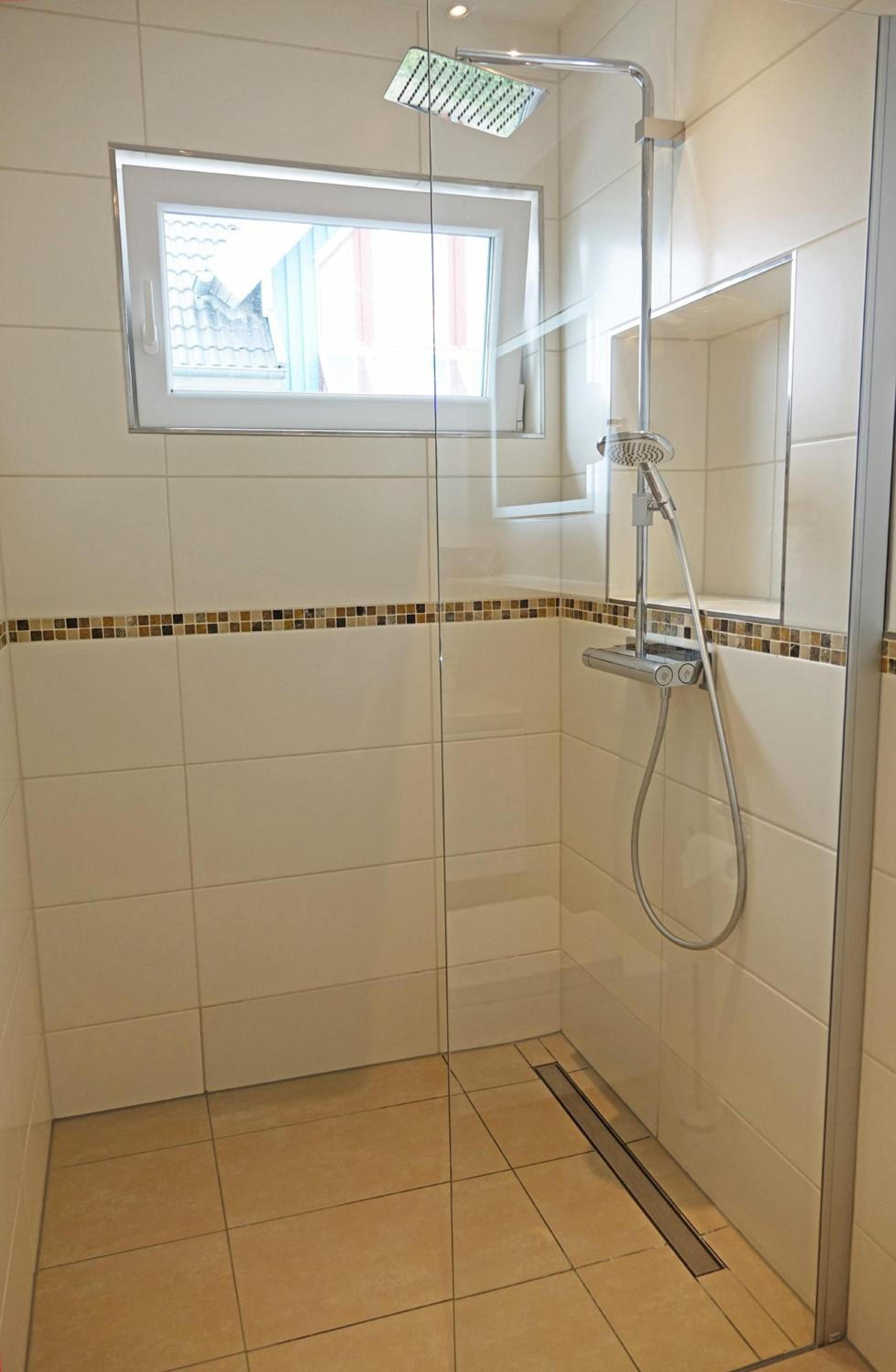Austernfischer en Olpenitz — bathroom