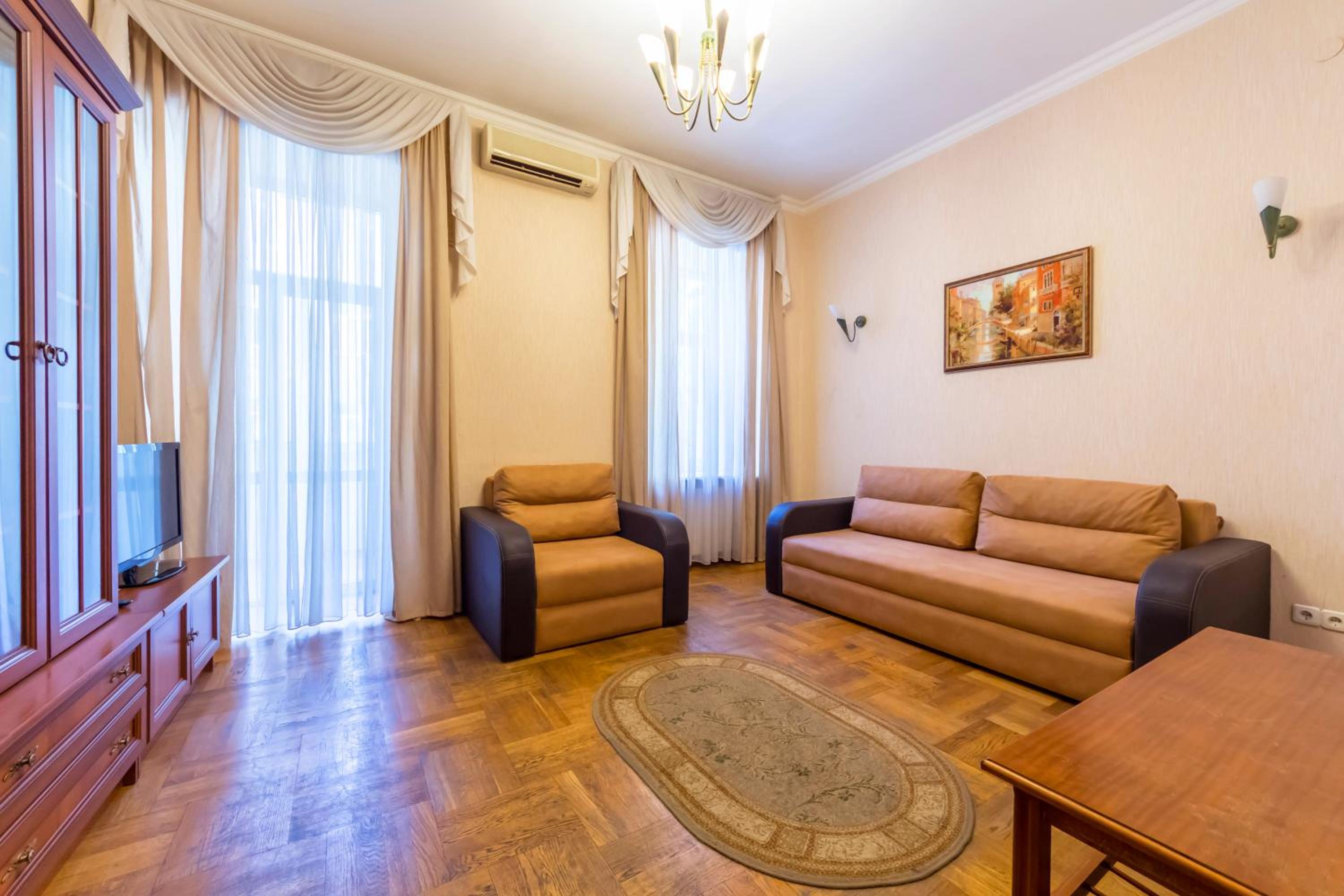 Apartments in the CENTER on Shota Rustaveli view 3