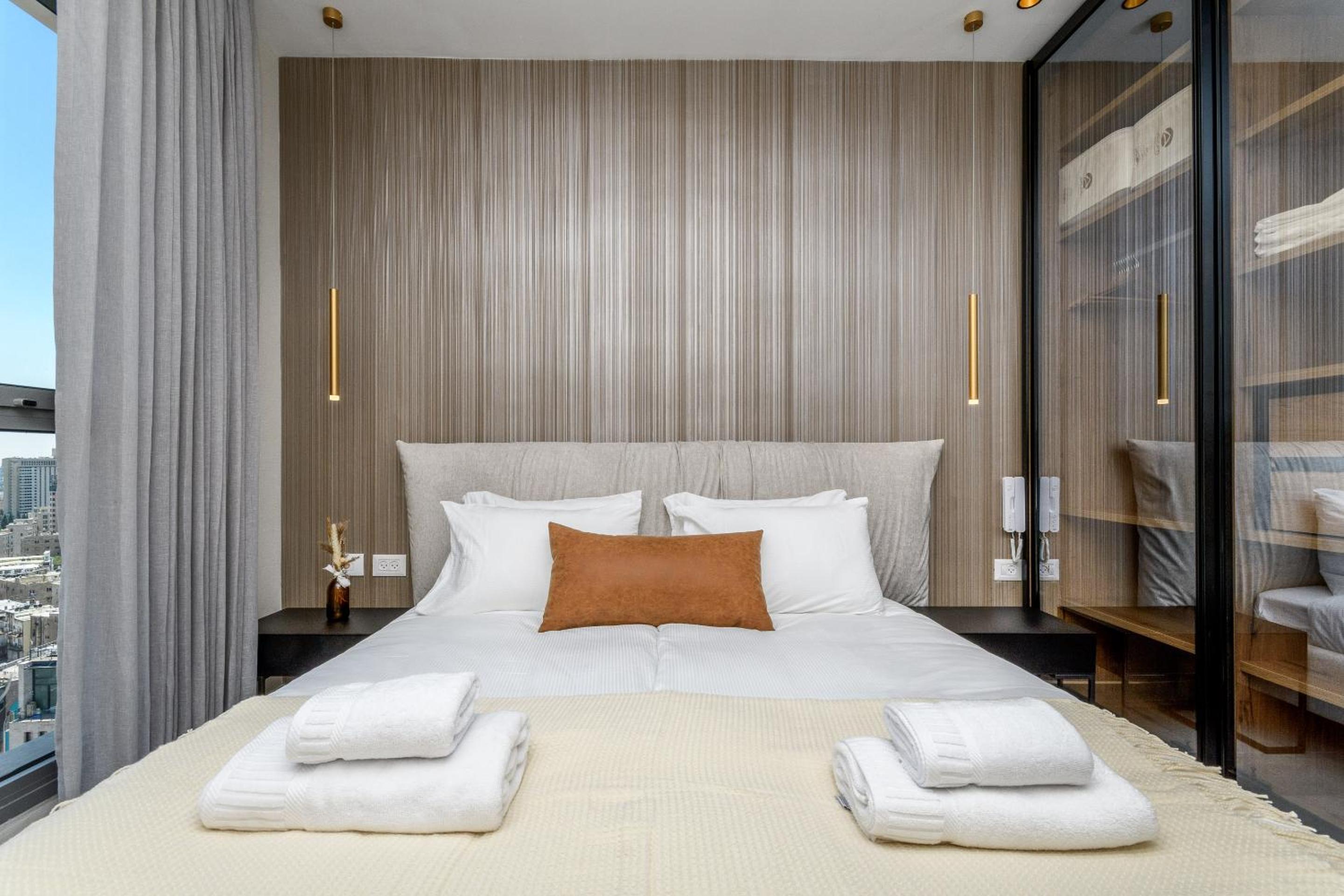Savyon Wiew Tower Apartment hotel - Sea-u-Jerusalem