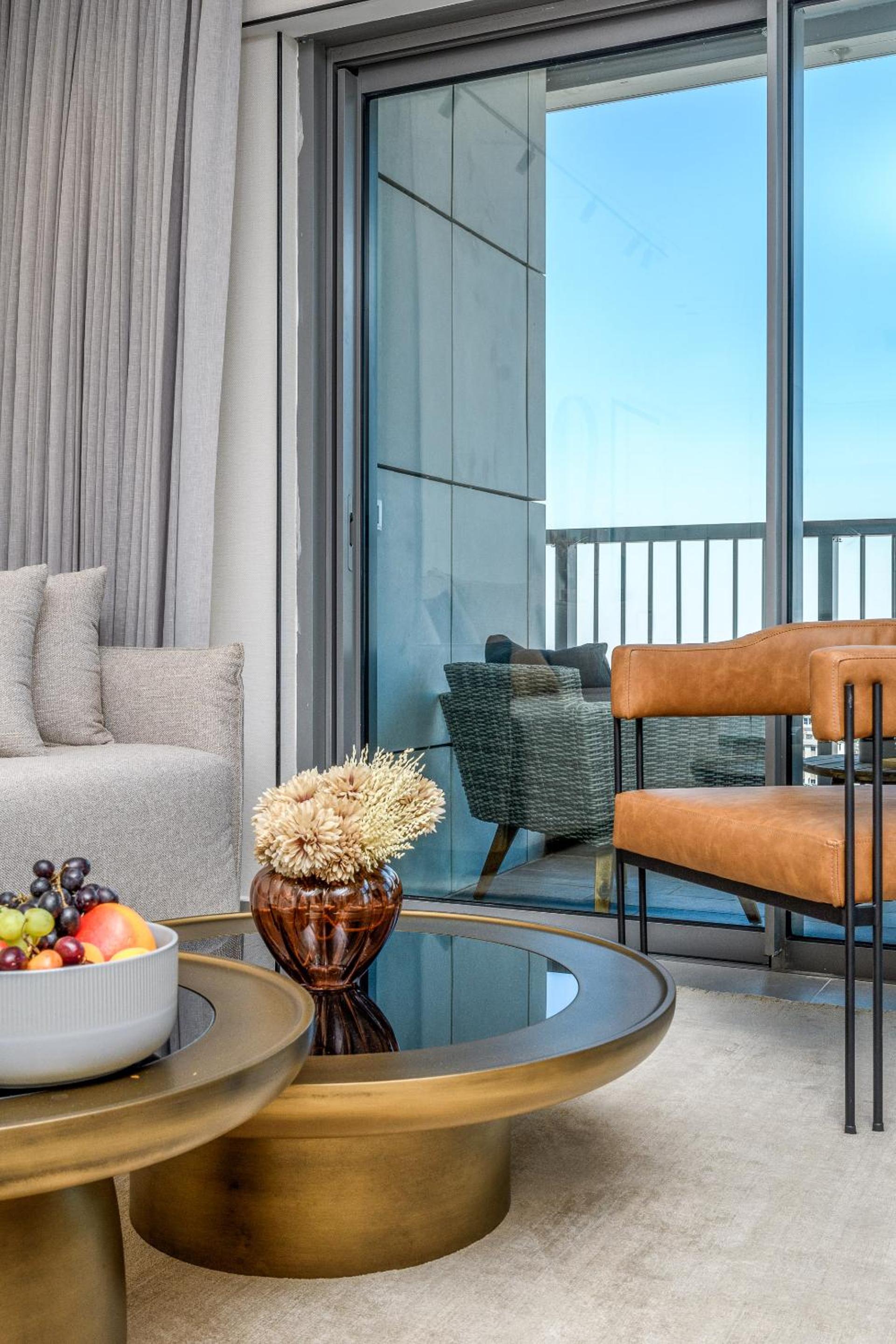 Savyon Wiew Tower Apartment hotel - Sea-u-Jerusalem