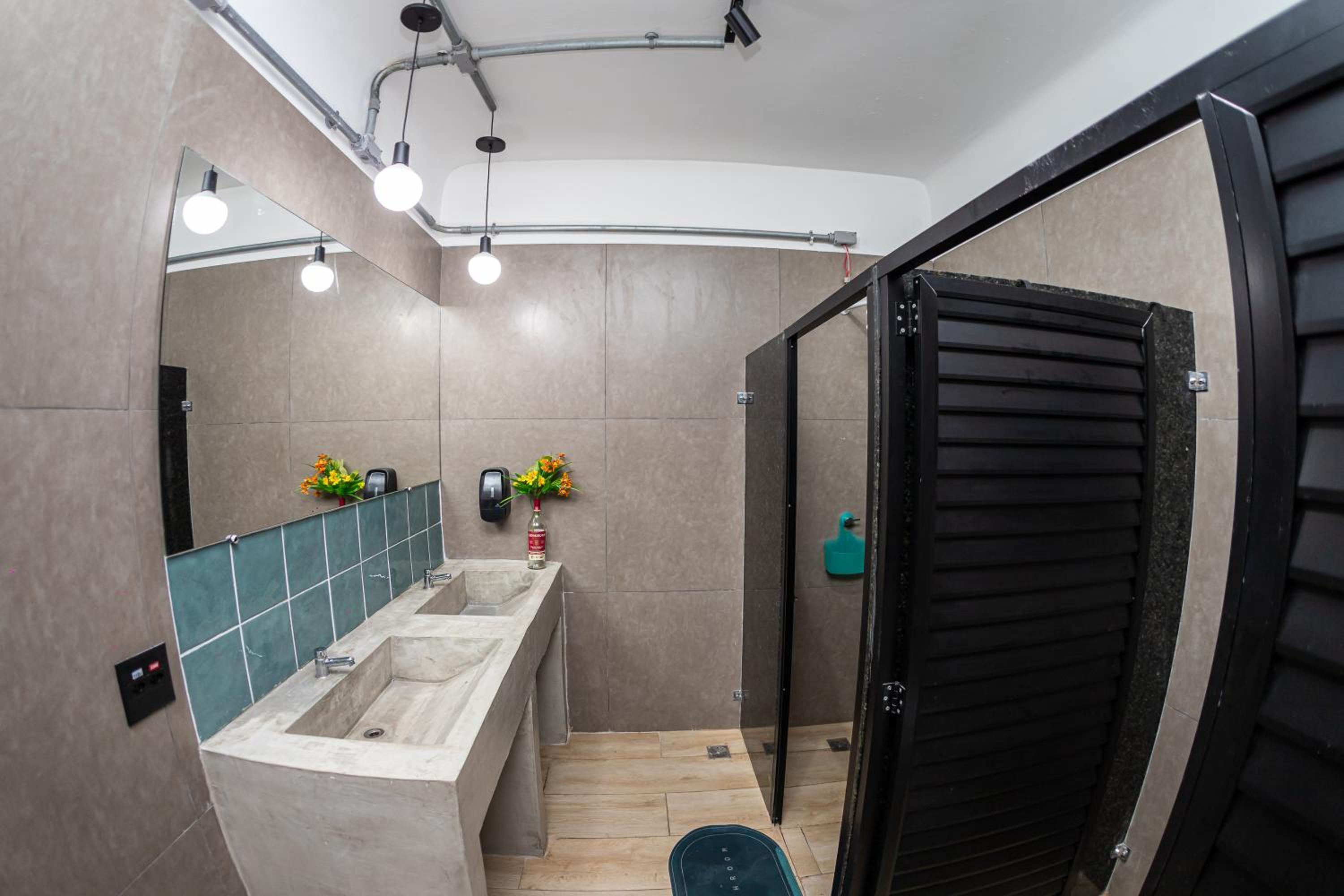 Pura Vida Hostel