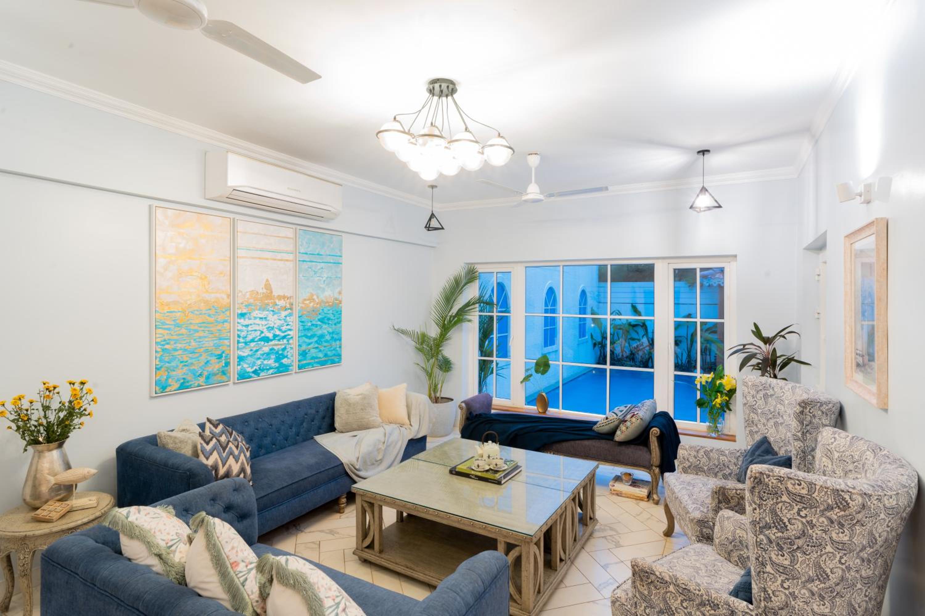 lounge