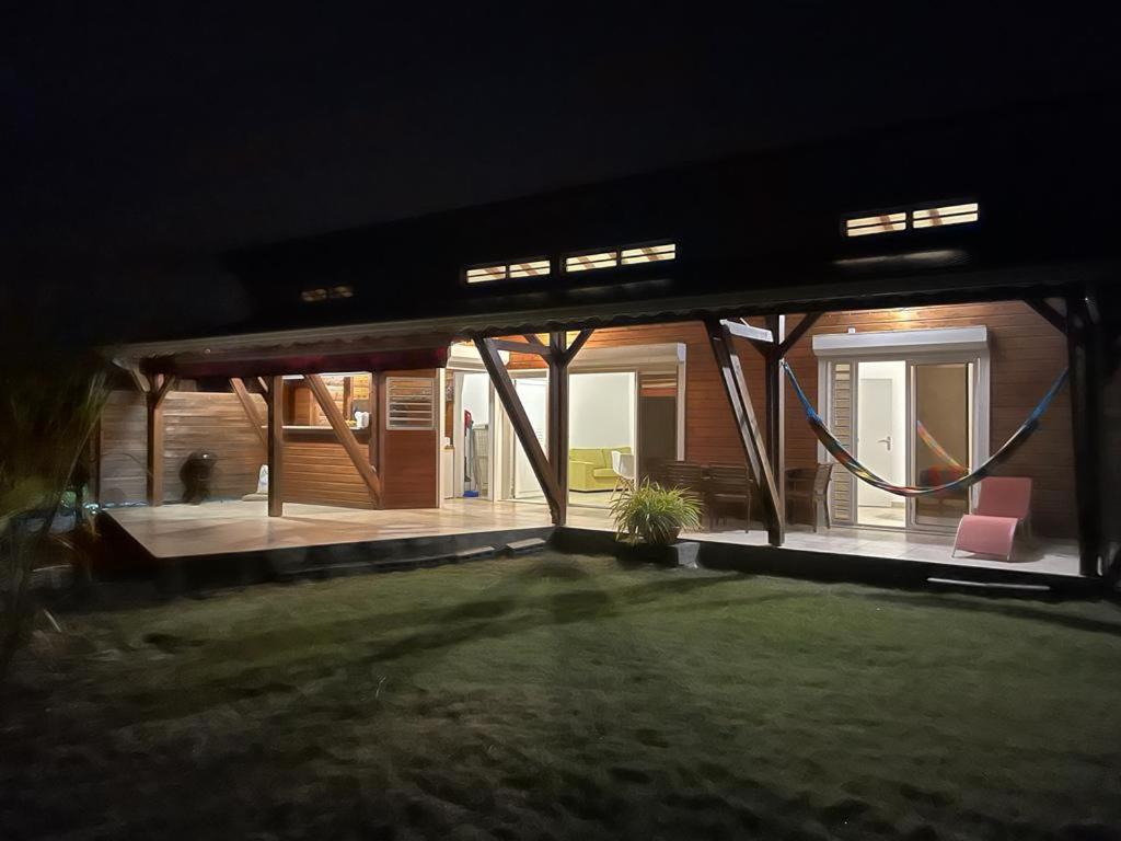 Beau Bungalow proche des plages view 5