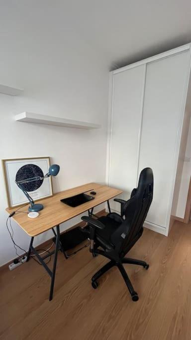 Charming apartment in Lisbon view 3