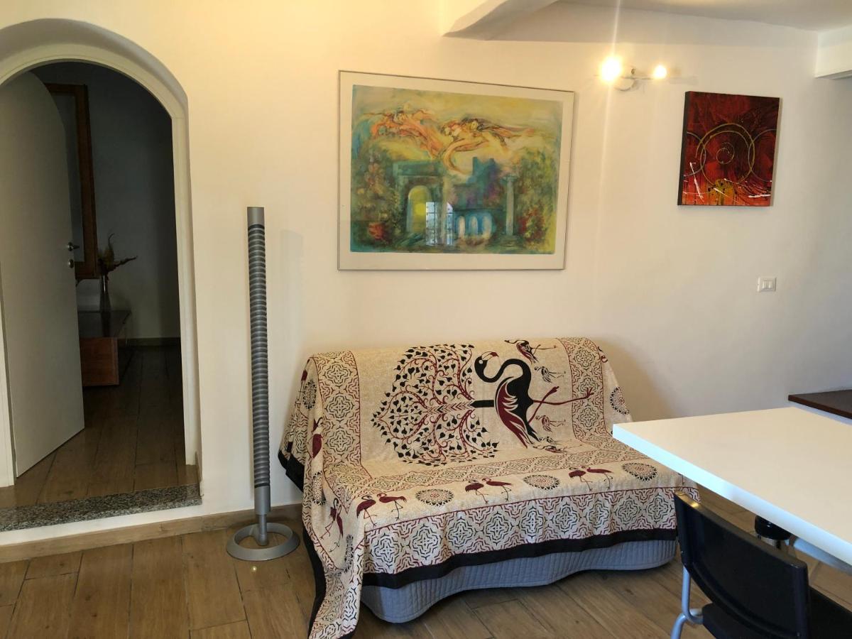Casa indipendente su due livelli in Liguria-vista mare 6-7 Posti photo 4