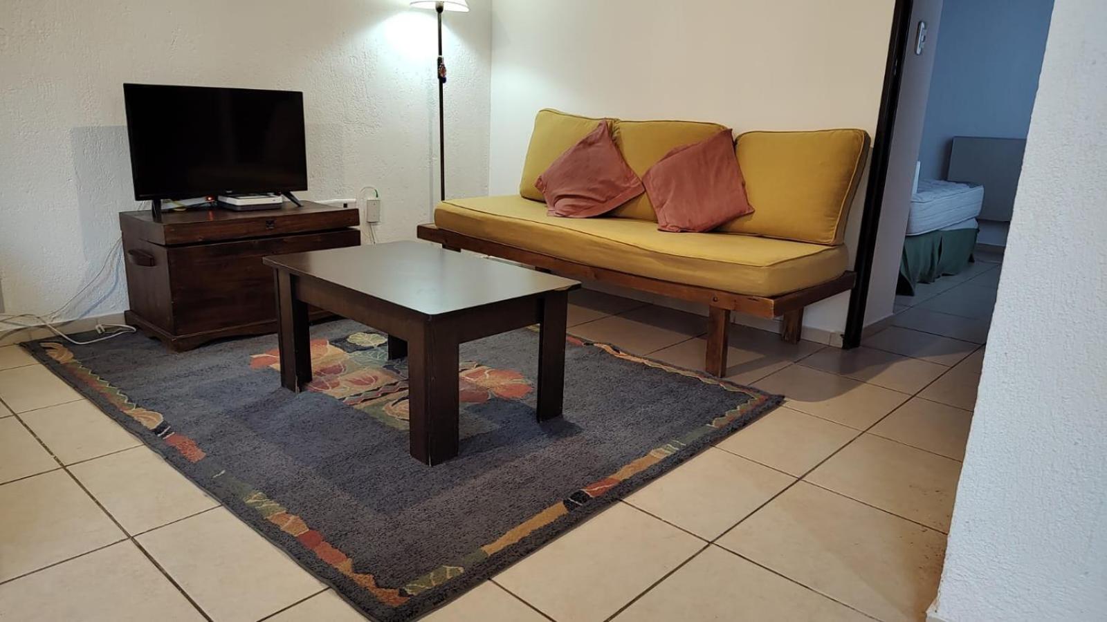DEPARTAMENTO RENATO