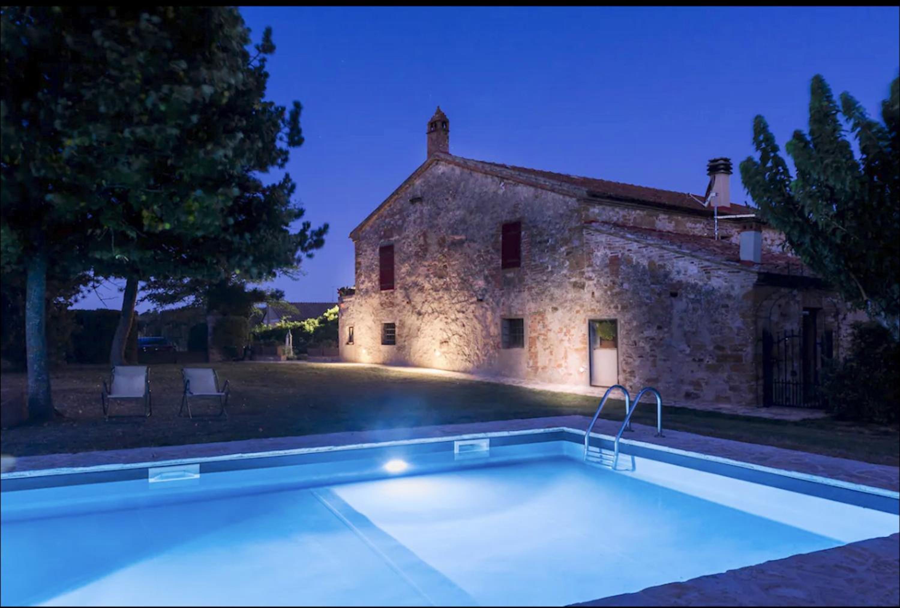 Cozy apartment with pool in Trequanda 40 m²