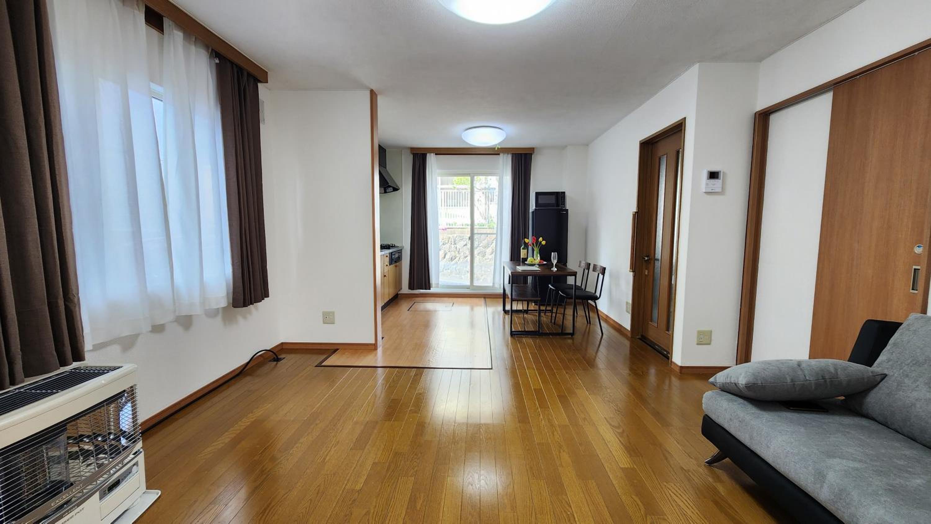 Experience relaxation in Otaru's bungalow