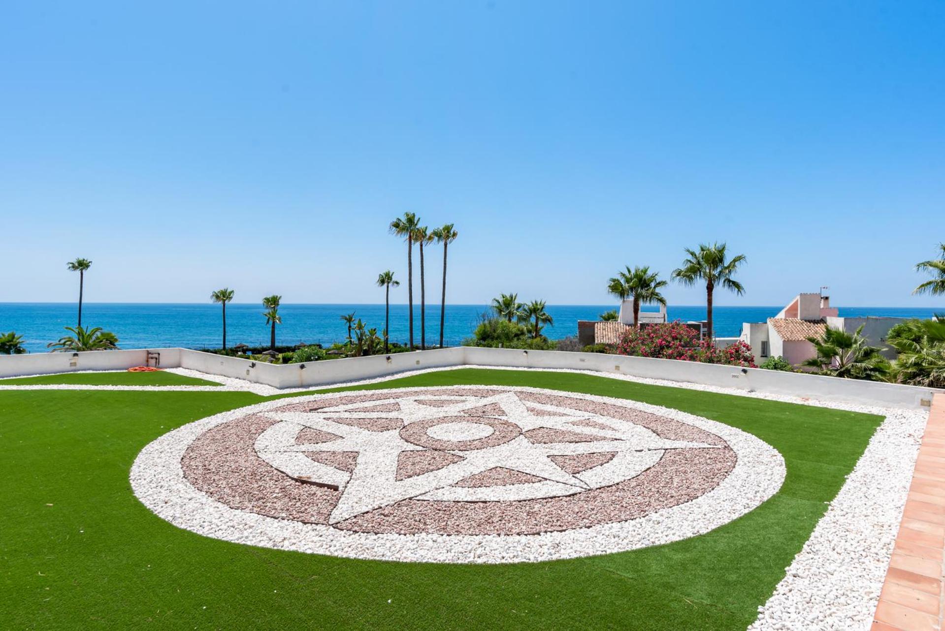 Playa Miraflores Luxury Beachfront Apartment