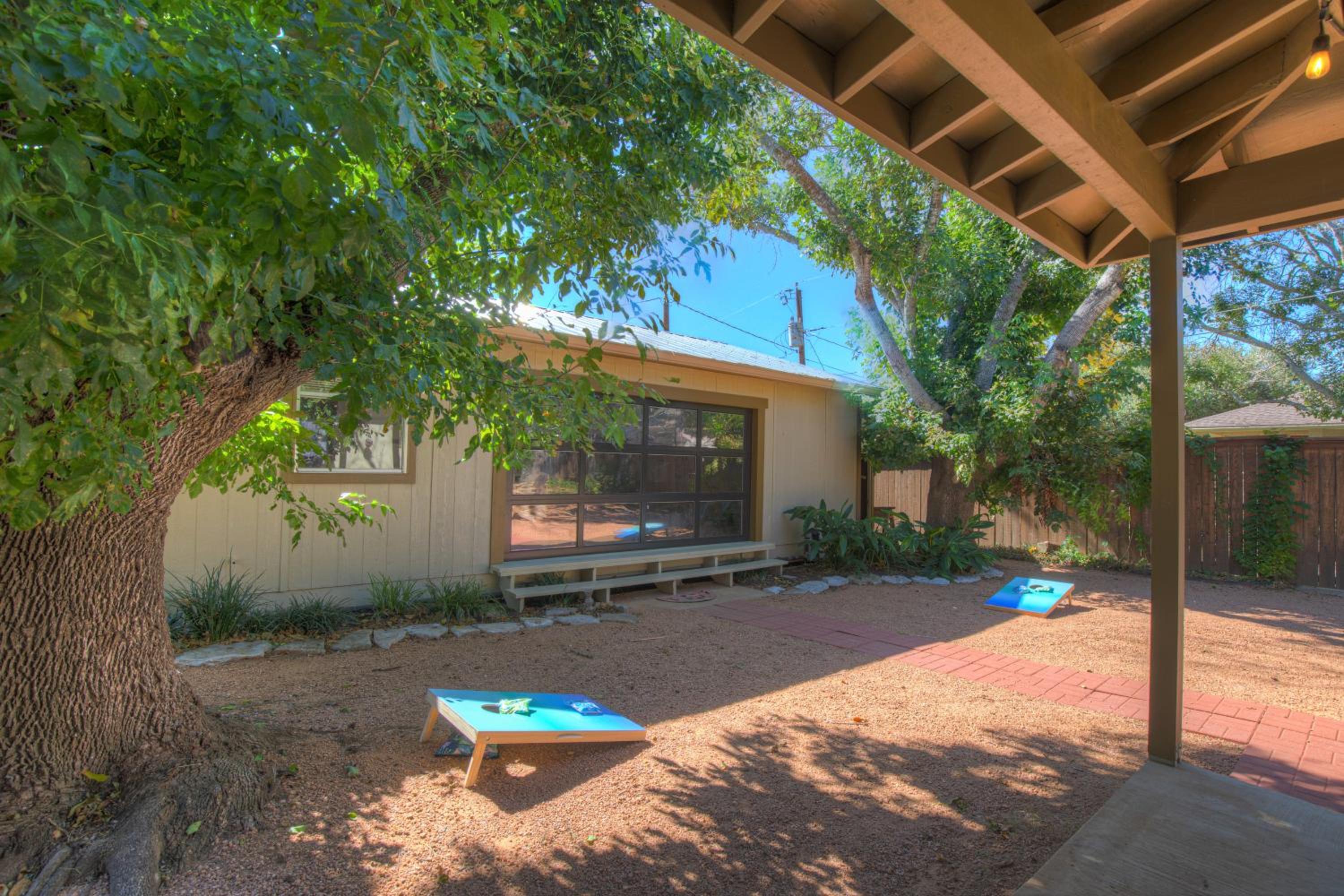 Huge Luxury Home with Hot Tub and Sauna - 2 mi to Dwntn view 5