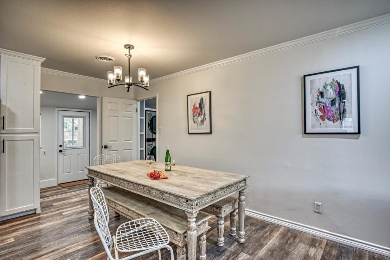 Stunning Home 3 min to Main with Hot tub and Firepit! view 4