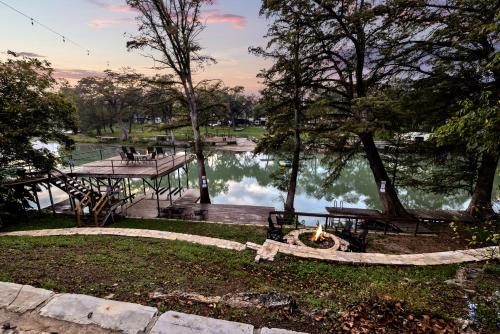 Luxury Lakefront Oasis with Boat Dock-Firepit view 2