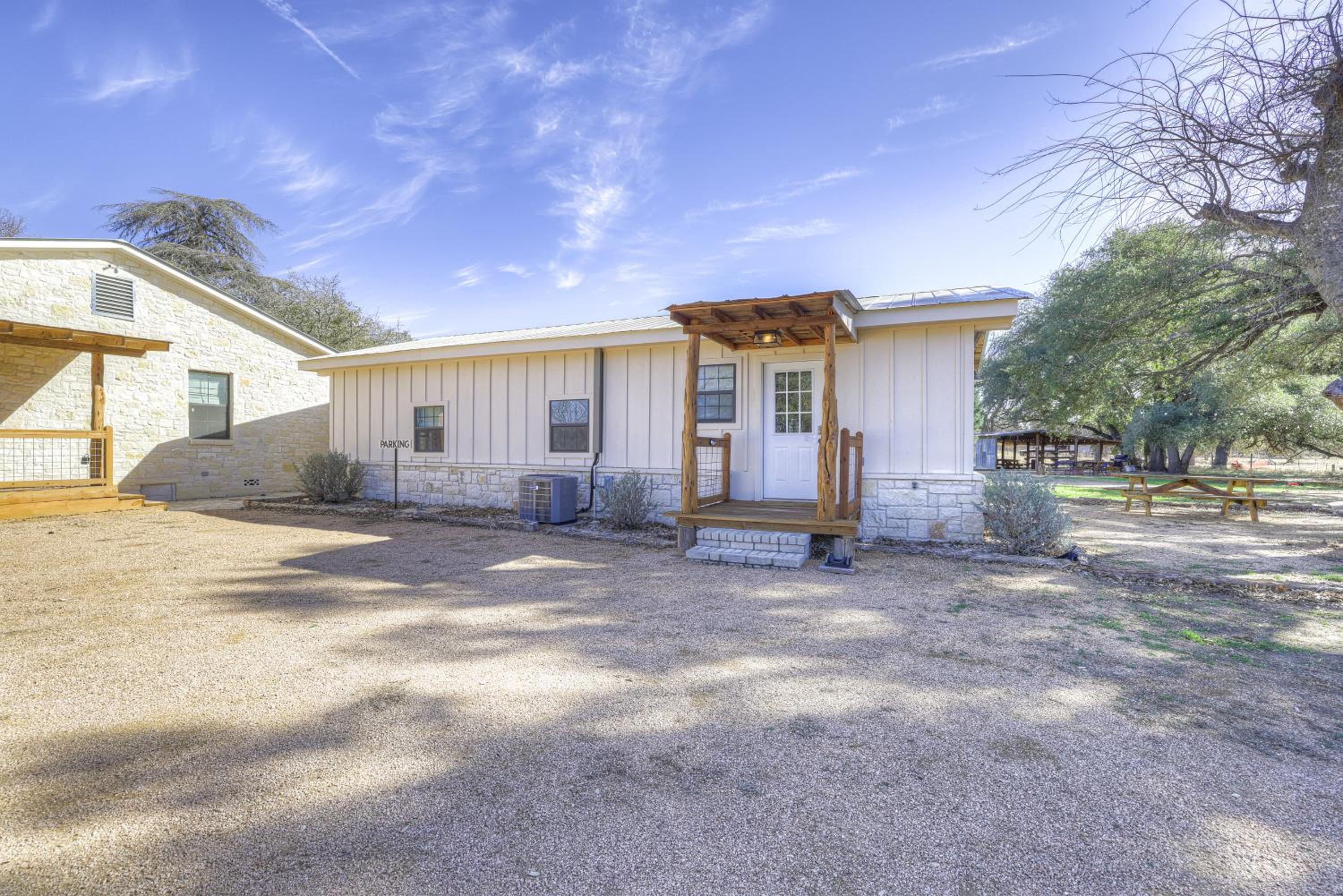 Olive St Ranch with HotTub-Grill and Party Barn view 2